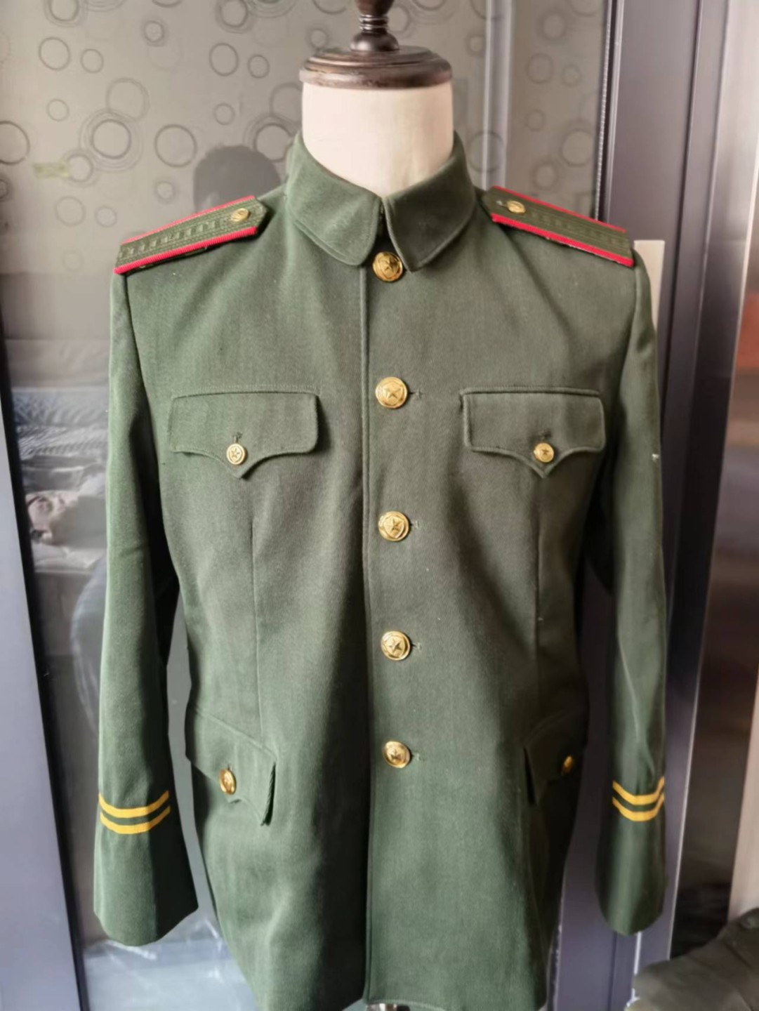 欧亚大陆勋奖章制服交流会服装小拍 87武警干部冬常服