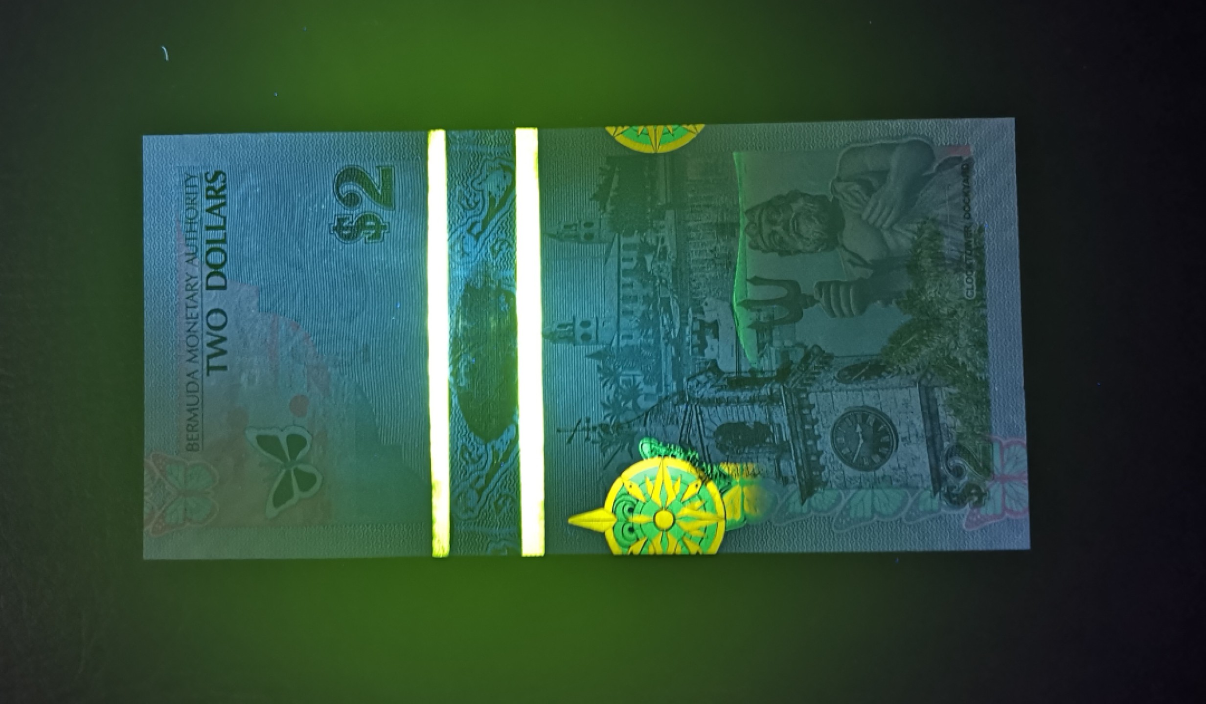 《张总收藏》76期——外币大拍 2009年百慕大2元A1冠UNC无4 IBNS世界最佳纸币获奖钞
