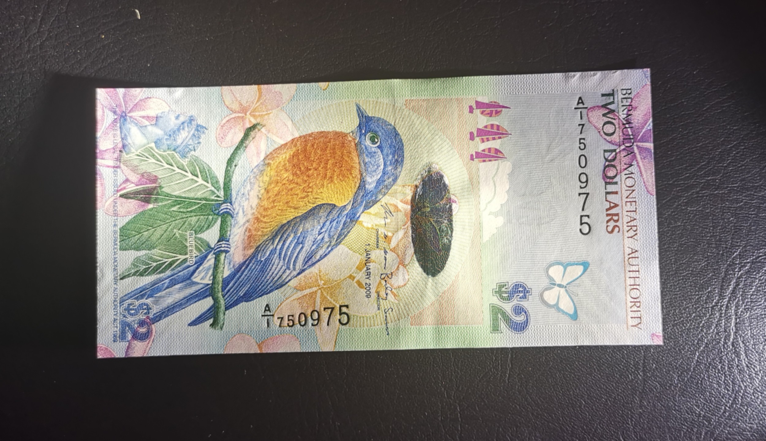 《张总收藏》76期——外币大拍 2009年百慕大2元A1冠UNC无4 IBNS世界最佳纸币获奖钞