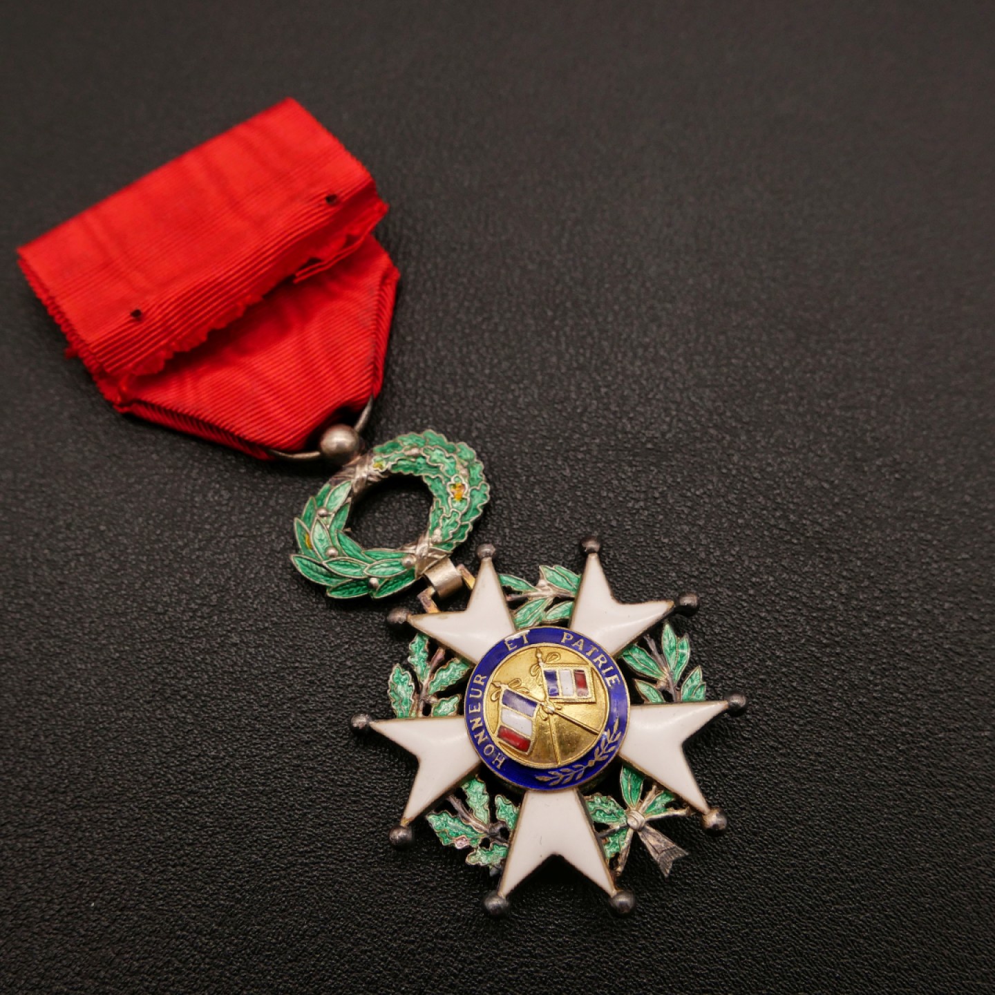 勋章奖章交易所10月15日群拍 法国第四共和国荣誉军团勋章（银质珐琅）