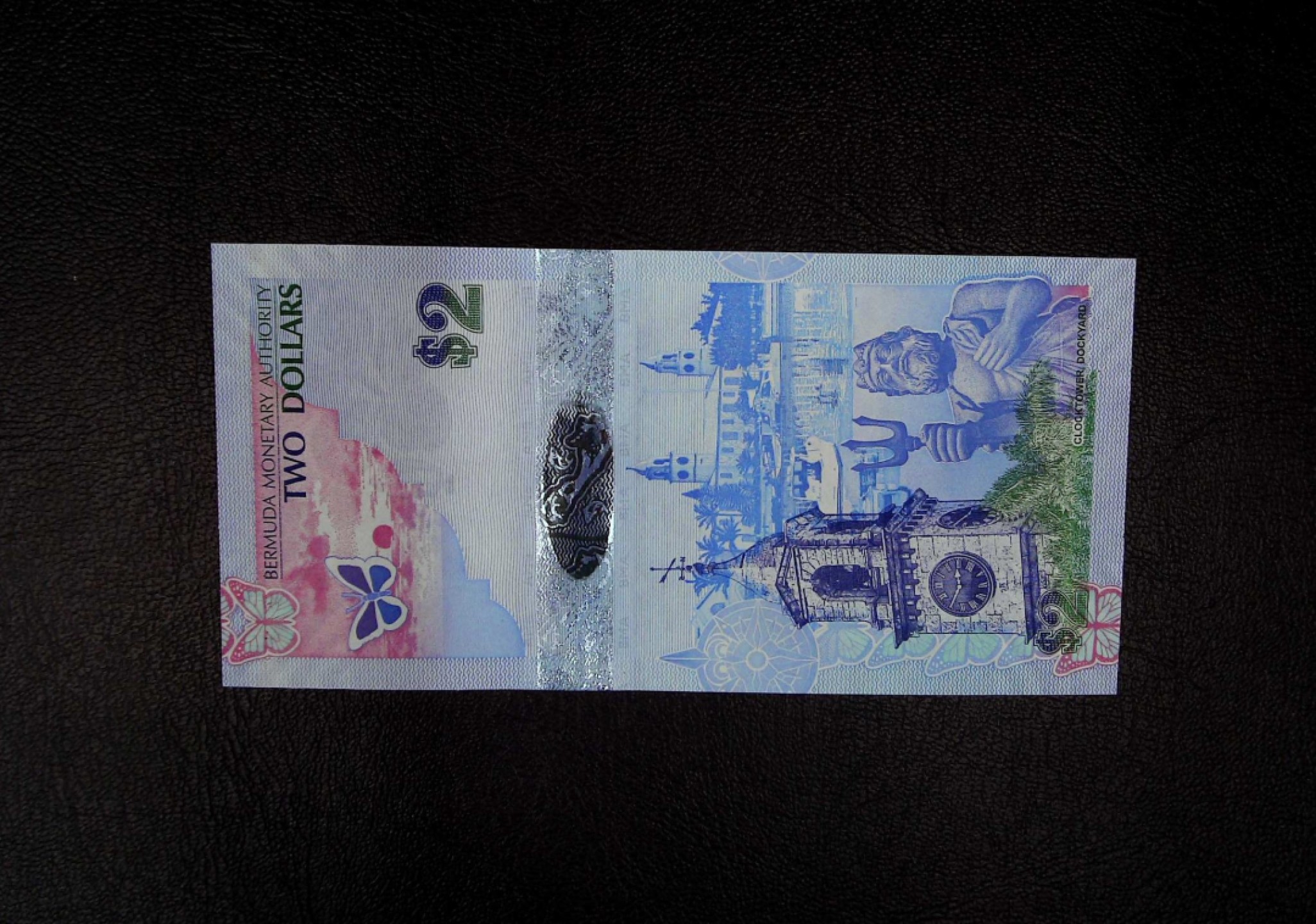《张总收藏》76期——外币大拍 2009年百慕大2元A1冠UNC无4 IBNS世界最佳纸币获奖钞