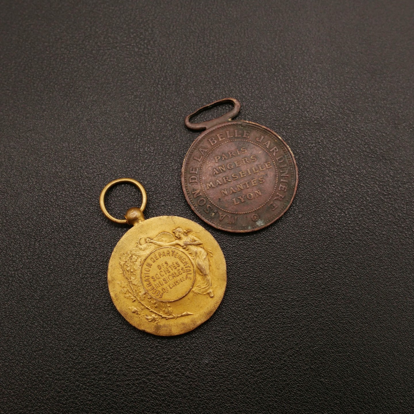 勋章奖章交易所10月15日群拍 杂章一组