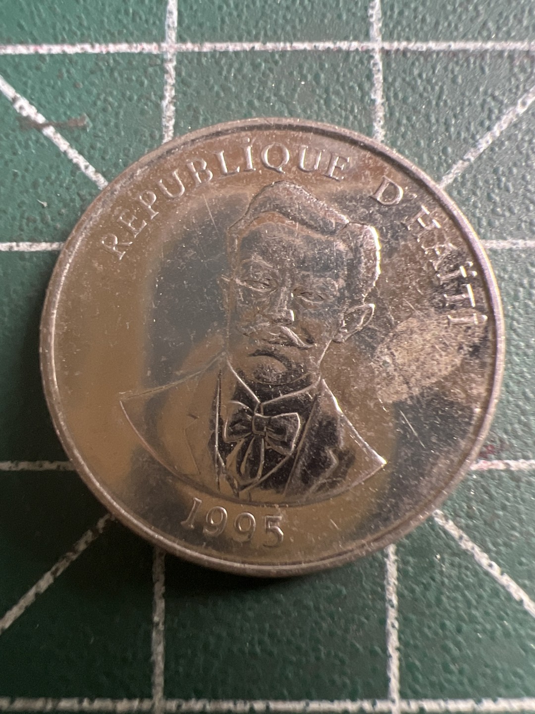 泡泡堂第116期  世界硬币纪念章邮票专场（无押金，无佣金，捡漏，全场20包邮，偏远地区除外） 海地5分