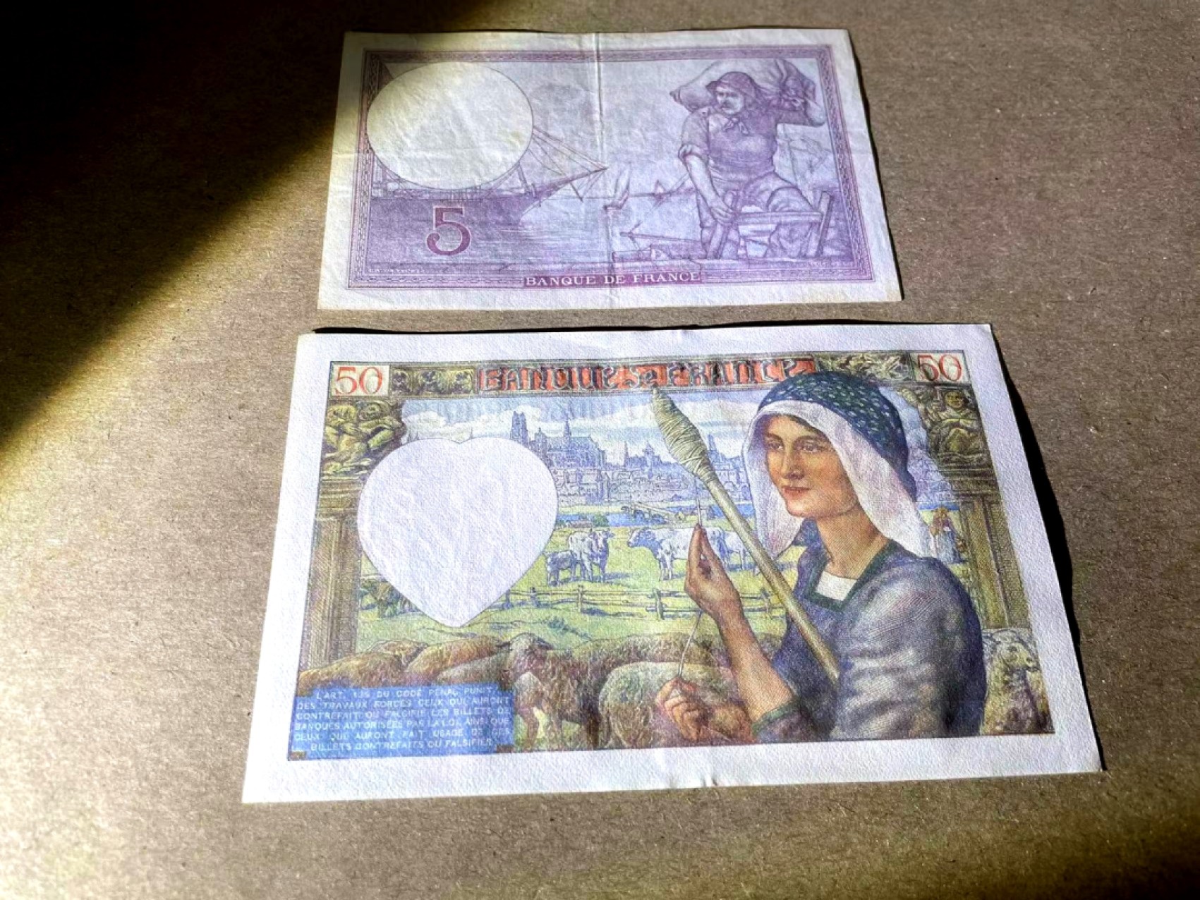 【Blue Auction】✨世界纸币精拍第235期【精】 【一组2张】法国 1940-1942年5-50法郎 品相如图