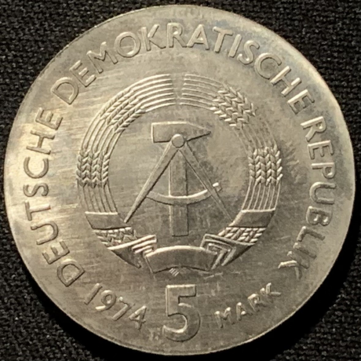 紫瑗钱币——第216期拍卖 民主德国 1974年 菲利普·里斯 逝世100周年 5马克 纪念币 UNC