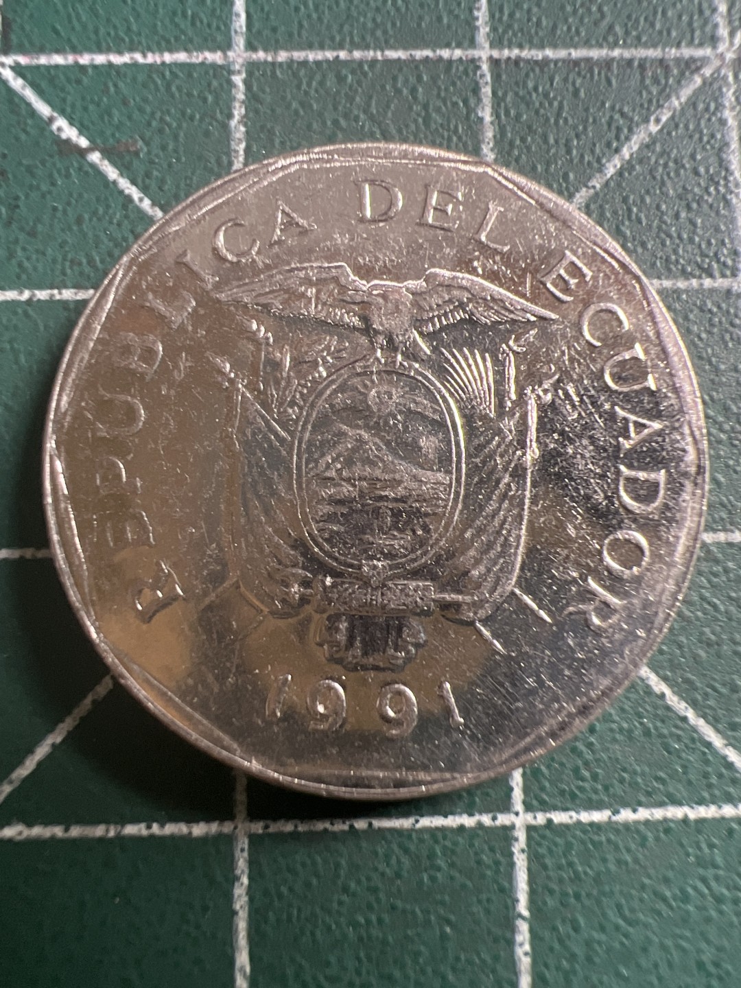 泡泡堂第116期  世界硬币纪念章邮票专场（无押金，无佣金，捡漏，全场20包邮，偏远地区除外） 厄瓜多尔十苏