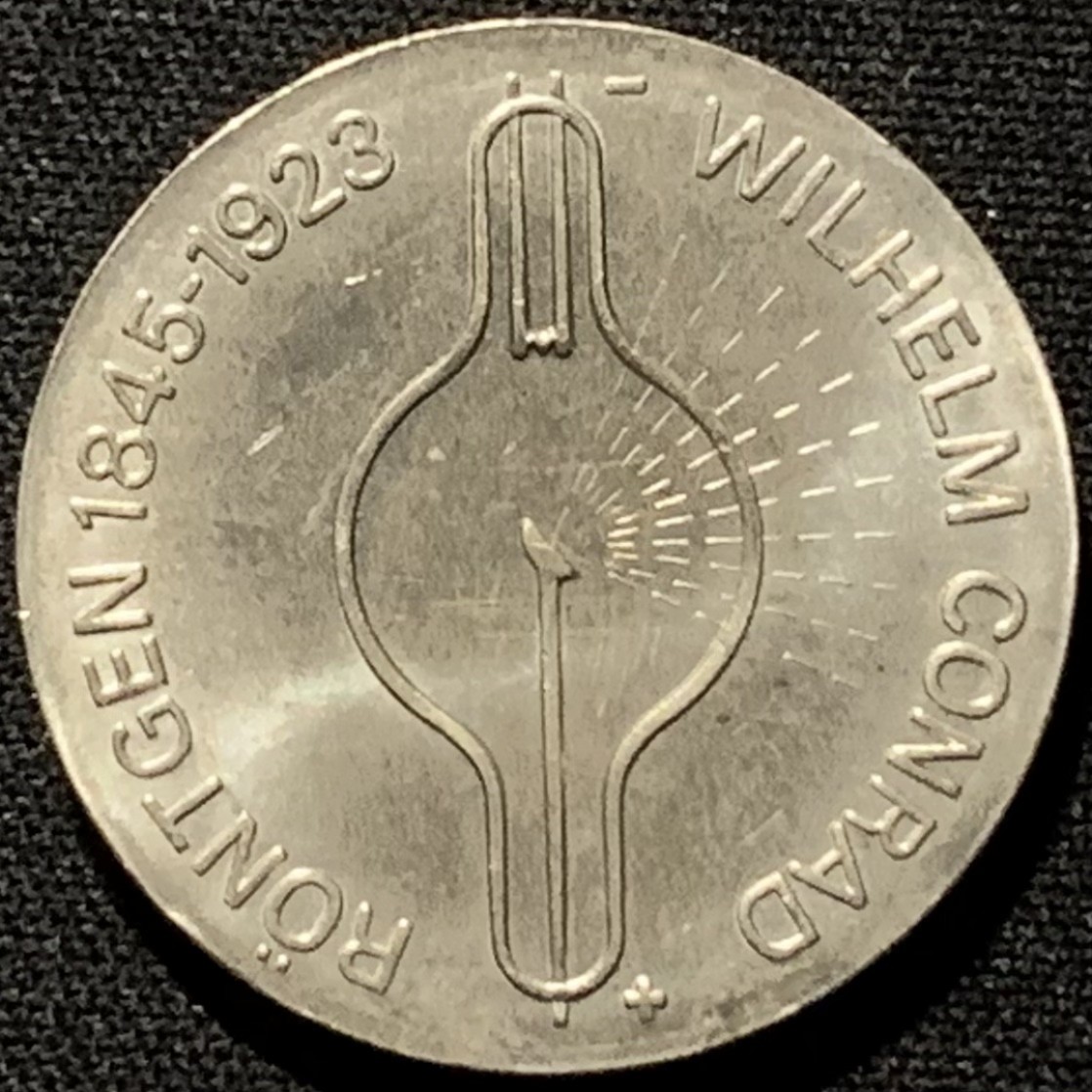 紫瑗钱币——第216期拍卖 民主德国 1970年 物理学家 伦琴诞辰125周年 5马克 纪念币 UNC