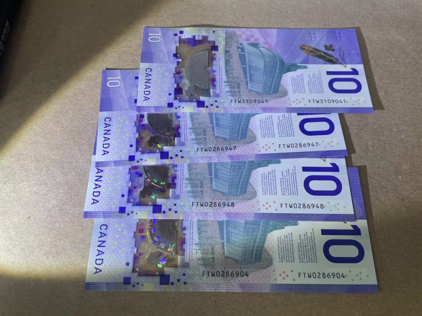 【Blue Auction】✨世界纸币精拍第235期【精】  【一组4张首发冠】加拿大 2018年10元 全新UNC