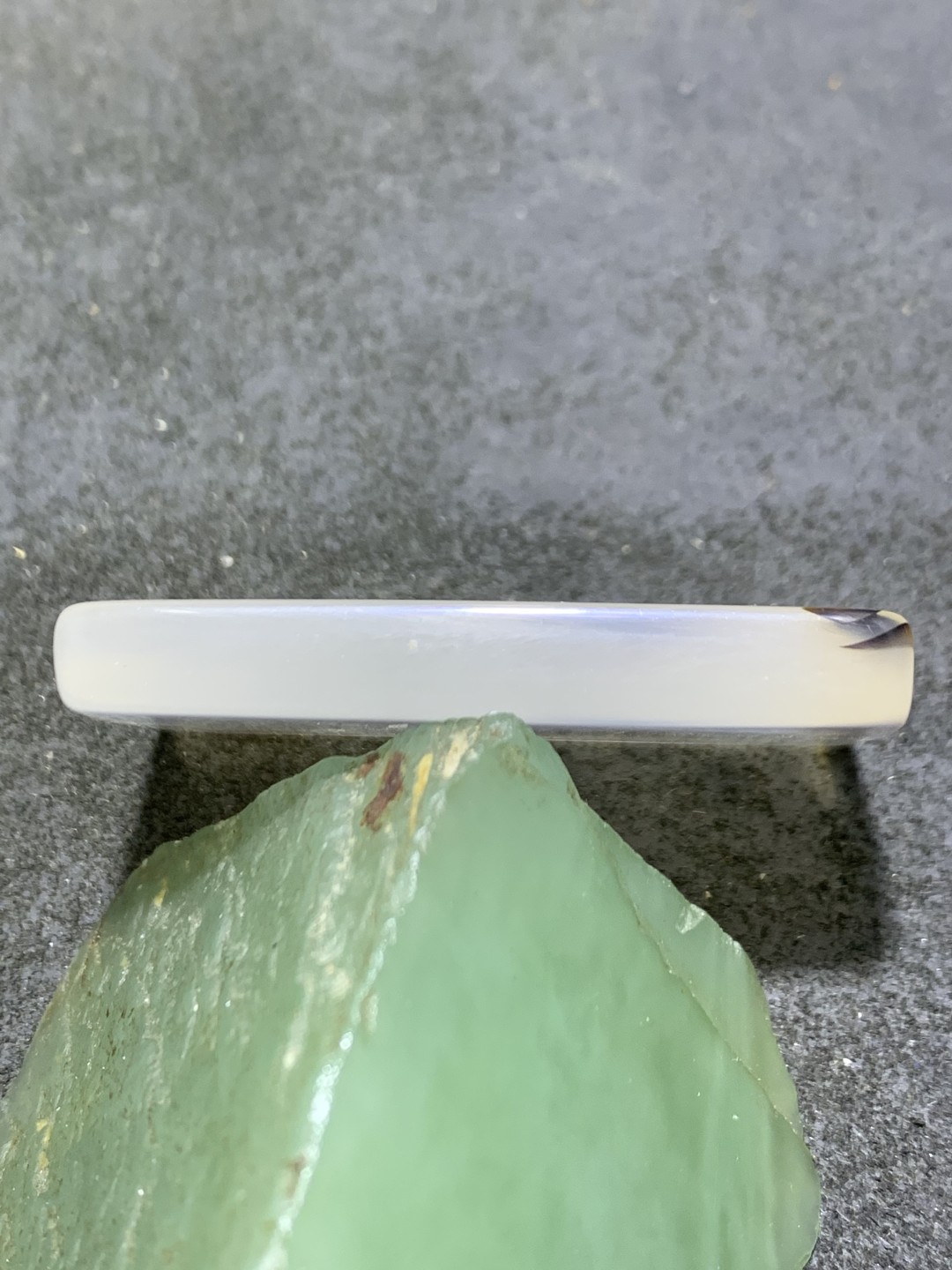 精美高玉化马达加斯加海洋玉髓草花纹牌子一个！