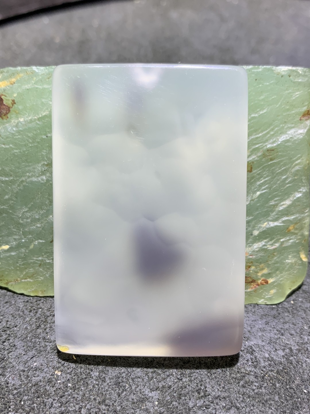精美高玉化马达加斯加海洋玉髓草花纹牌子一个！