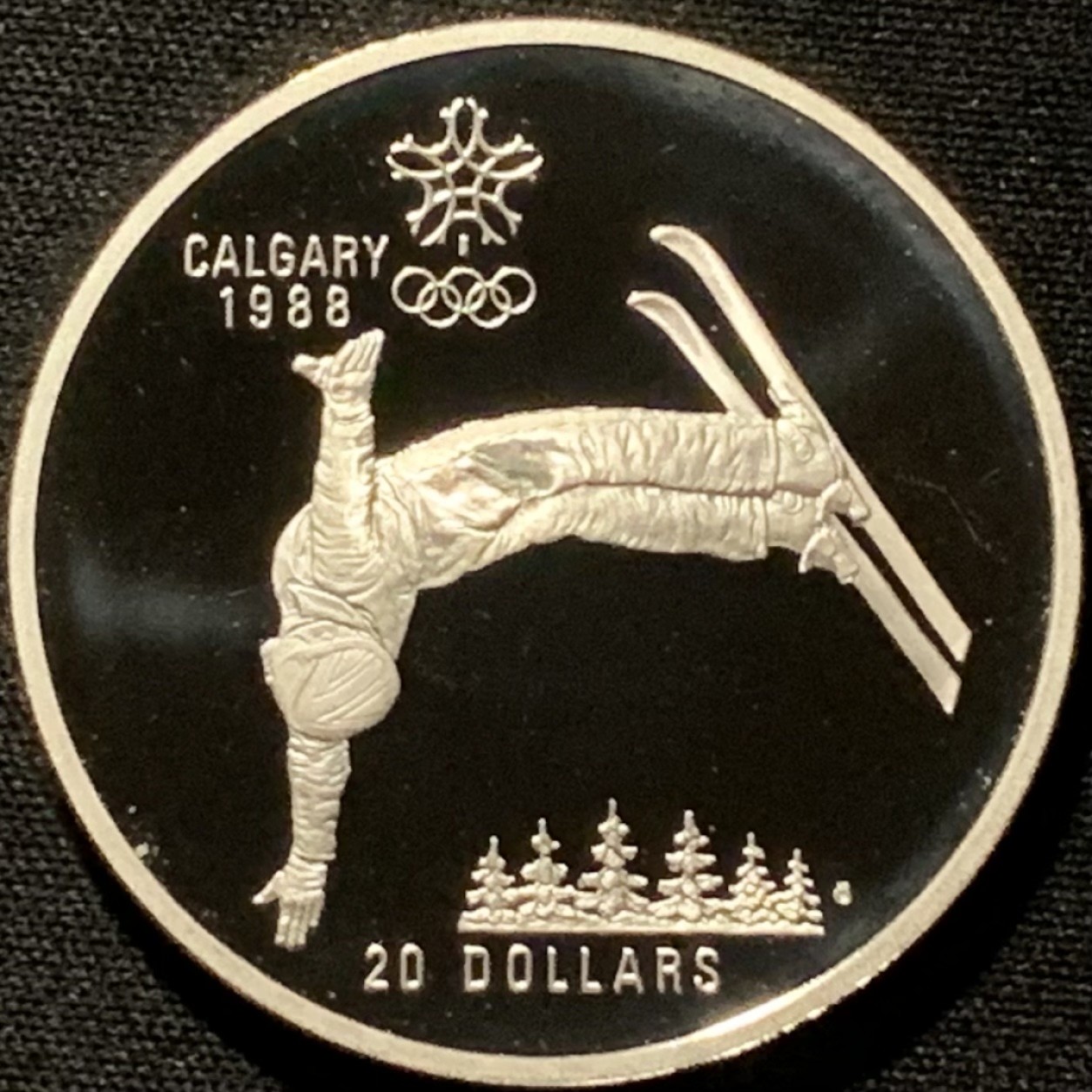 紫瑗钱币——第216期拍卖 加拿大 1986年 卡尔加里冬奥会 高台滑雪 20元 34.1克 0.925银 精制
