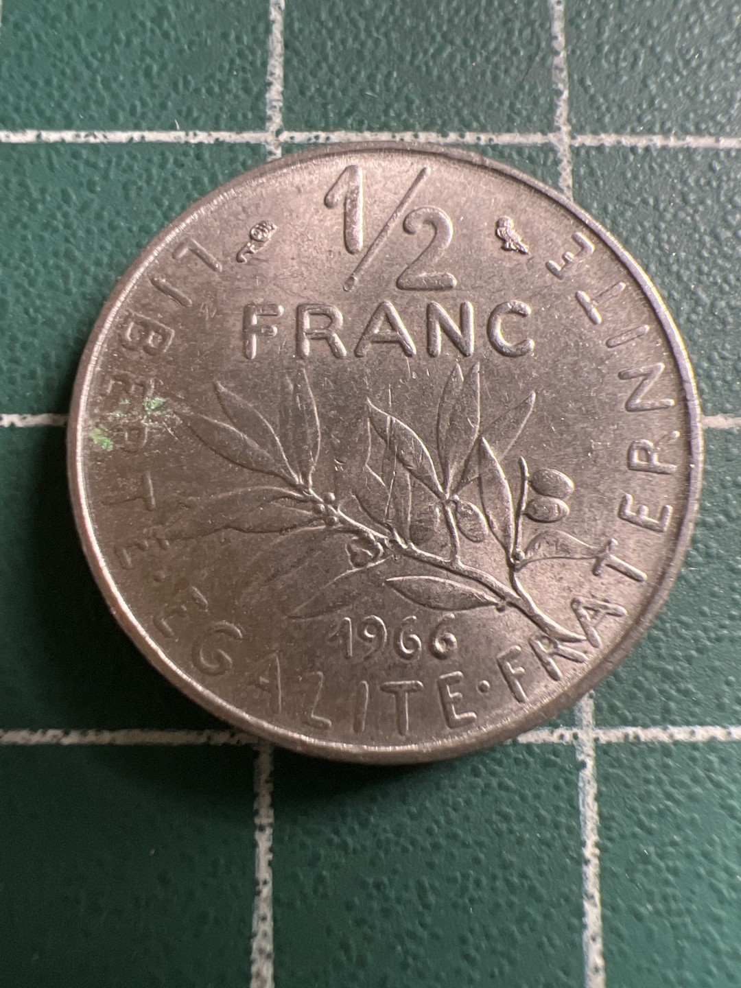 泡泡堂第117期  世界硬币专场（无押金，无佣金，捡漏，全场20包邮，偏远地区除外） 法国二分之一法郎