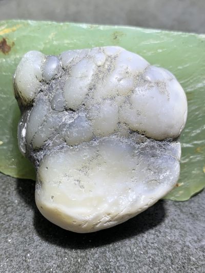 精美天然新疆哈密青花高玉化蛋白玉原石一块 - 精美天然新疆哈密青花高玉化蛋白玉原石一块