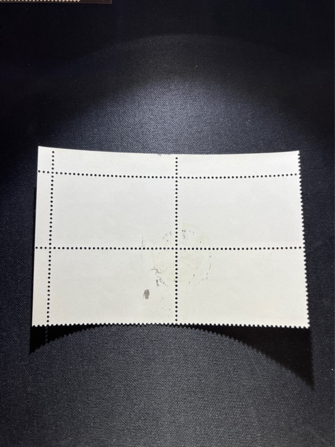洪涛臻品批发群  精选邮票限时拍卖第八十四期 热门品种，特74解放军  盖销  数字➕色标 直角边四方连一组★完美品相★ 老纪特三俗稀缺，经典热门票，版撕全品嘎嘎绝，面艳胶白，撕口新，适合收藏，喜欢不要错过，全品可评级《ASG评级处于初级阶段，趁便宜囤精品版撕票，后市不可估量》