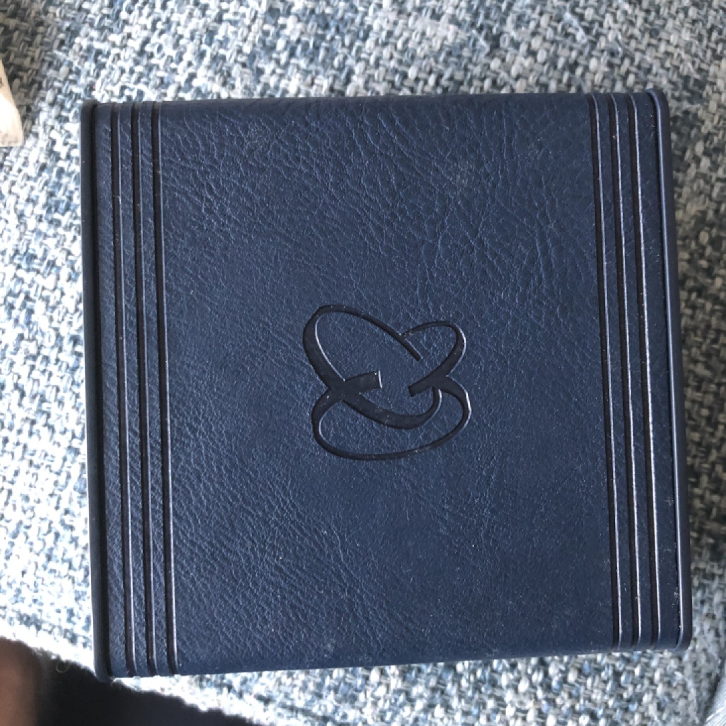 【保诚微拍】第36期  古今中外币章（部分评级）14号晚上七点半自动开拍！！！ 2015年 羊年 彩色一盎司 银币 纪念币（原装盒证 全新UNC）