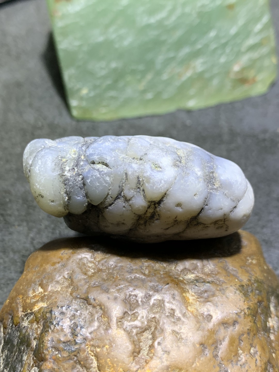 精美天然新疆哈密青花高玉化蛋白玉原石一块
