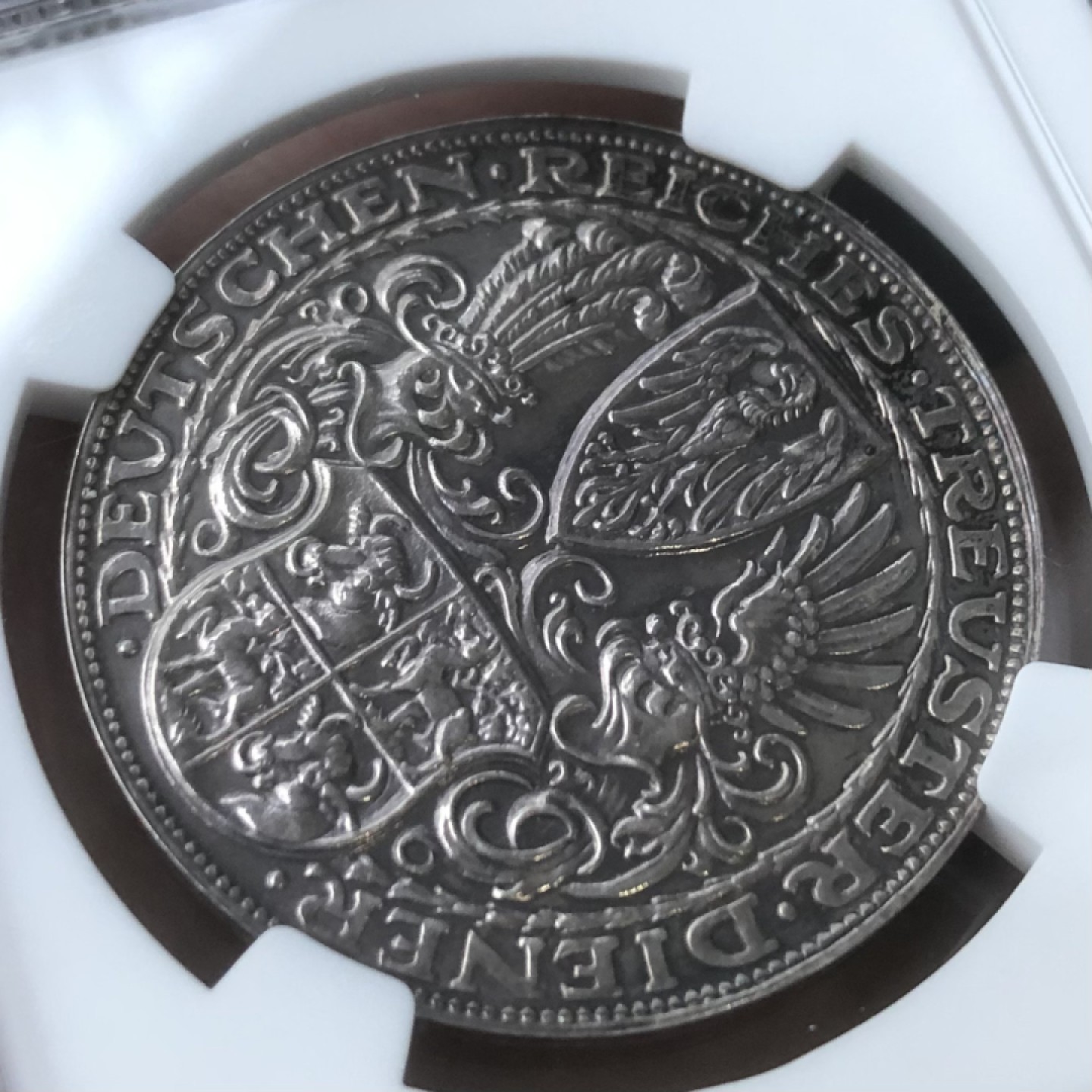 【保诚微拍】第36期  古今中外币章（部分评级）14号晚上七点半自动开拍！！！ 【NGC UNC】1927年德国兴登堡元帅五马克纪念银币  纪念章 银章