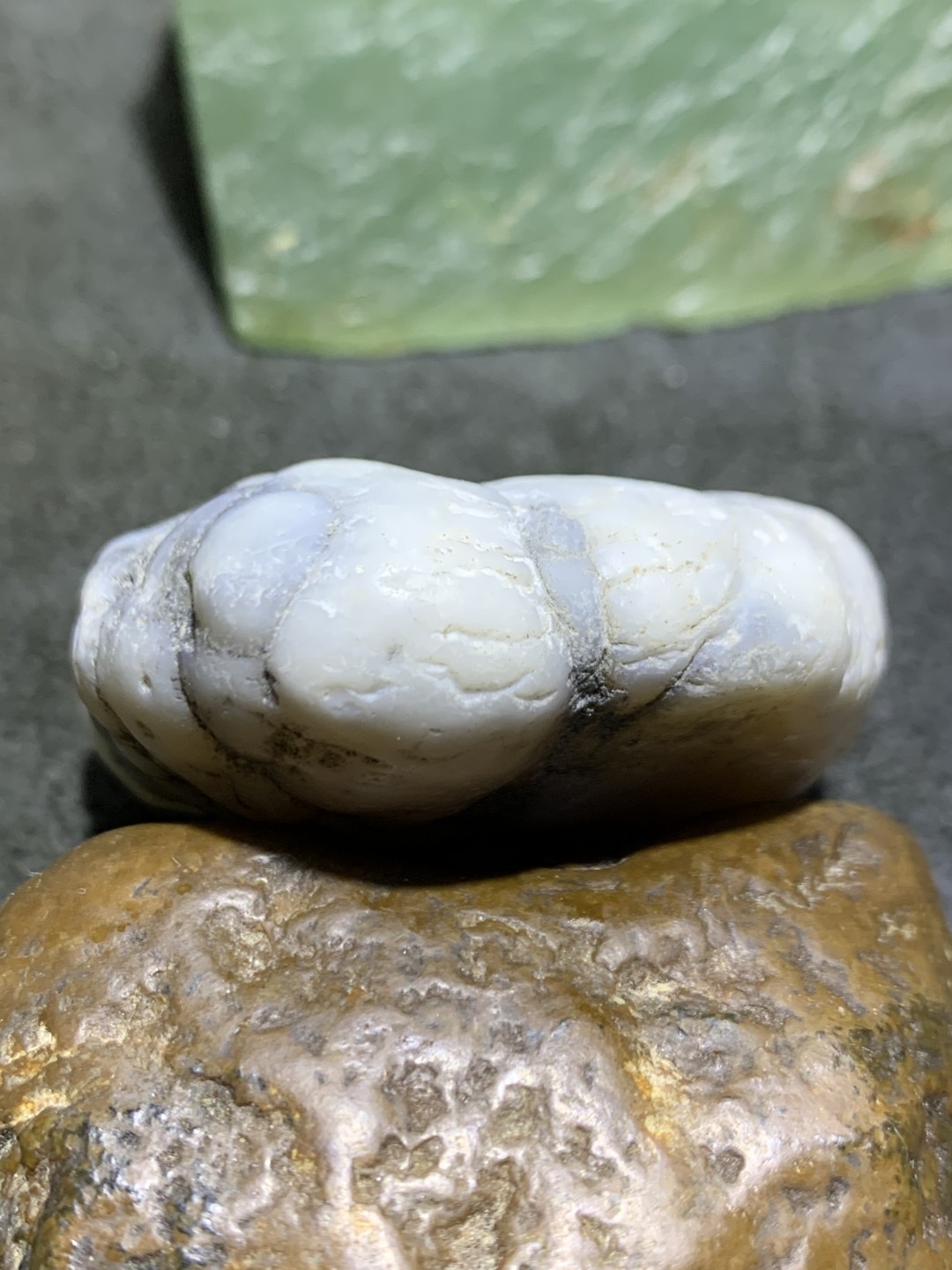 精美天然新疆哈密青花高玉化蛋白玉原石一块