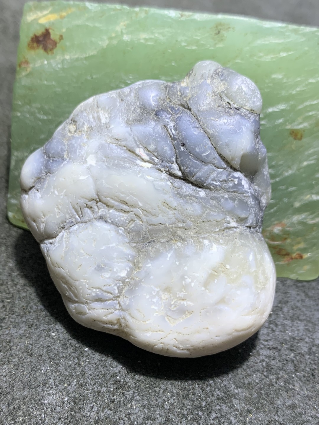 精美天然新疆哈密青花高玉化蛋白玉原石一块