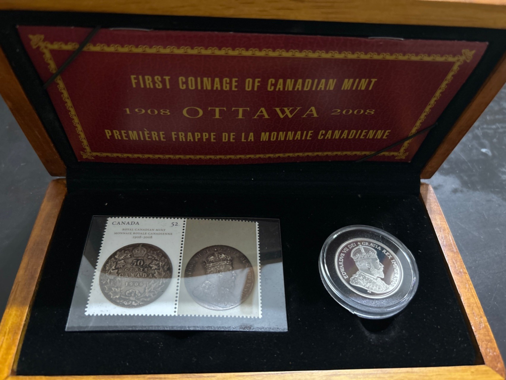 收藏联盟Quantum Auction 第201期拍卖 硬币场 2008年加拿大 皇家加拿大造币厂百年 银币和邮票套装 精制木盒