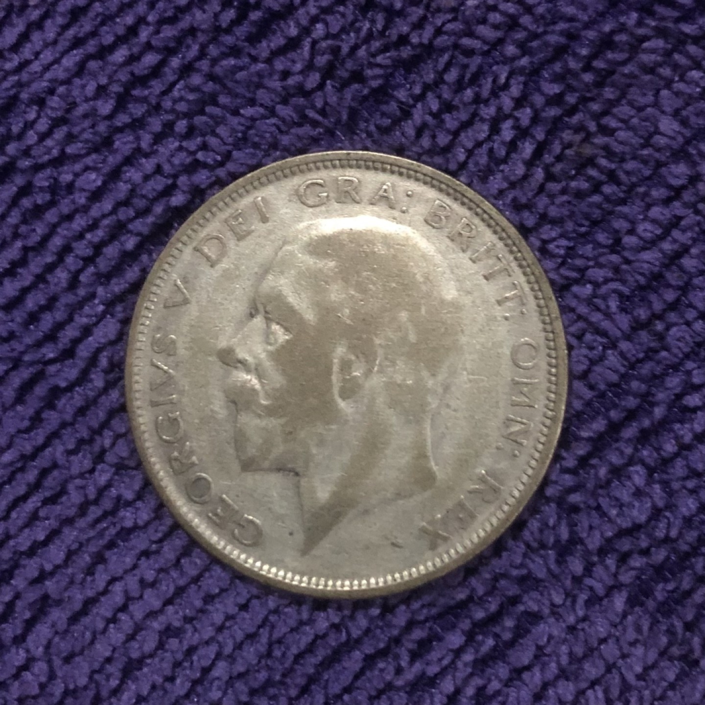 【保诚微拍】第36期  古今中外币章（部分评级）14号晚上七点半自动开拍！！！ 英国 乔治五世 1926年 国徽 半克朗 2.5先令 银币（14克 0.5银） 好品