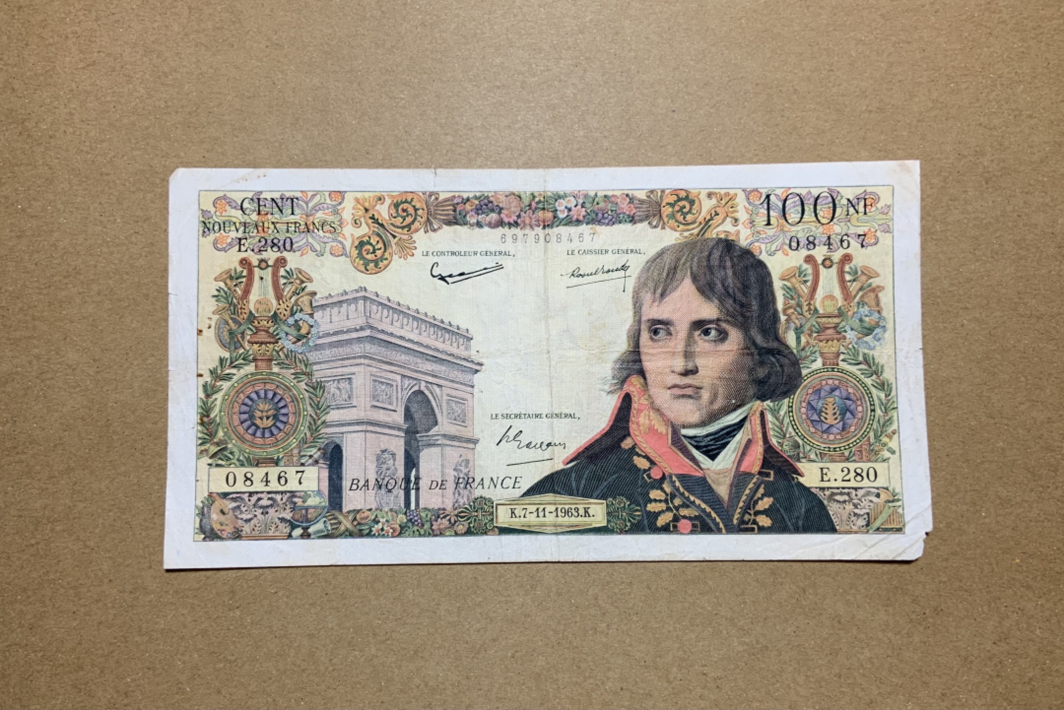 收藏联盟Quantum Auction 第199期拍卖  法国1963年100法郎 非全新  品相如图 拿破仑