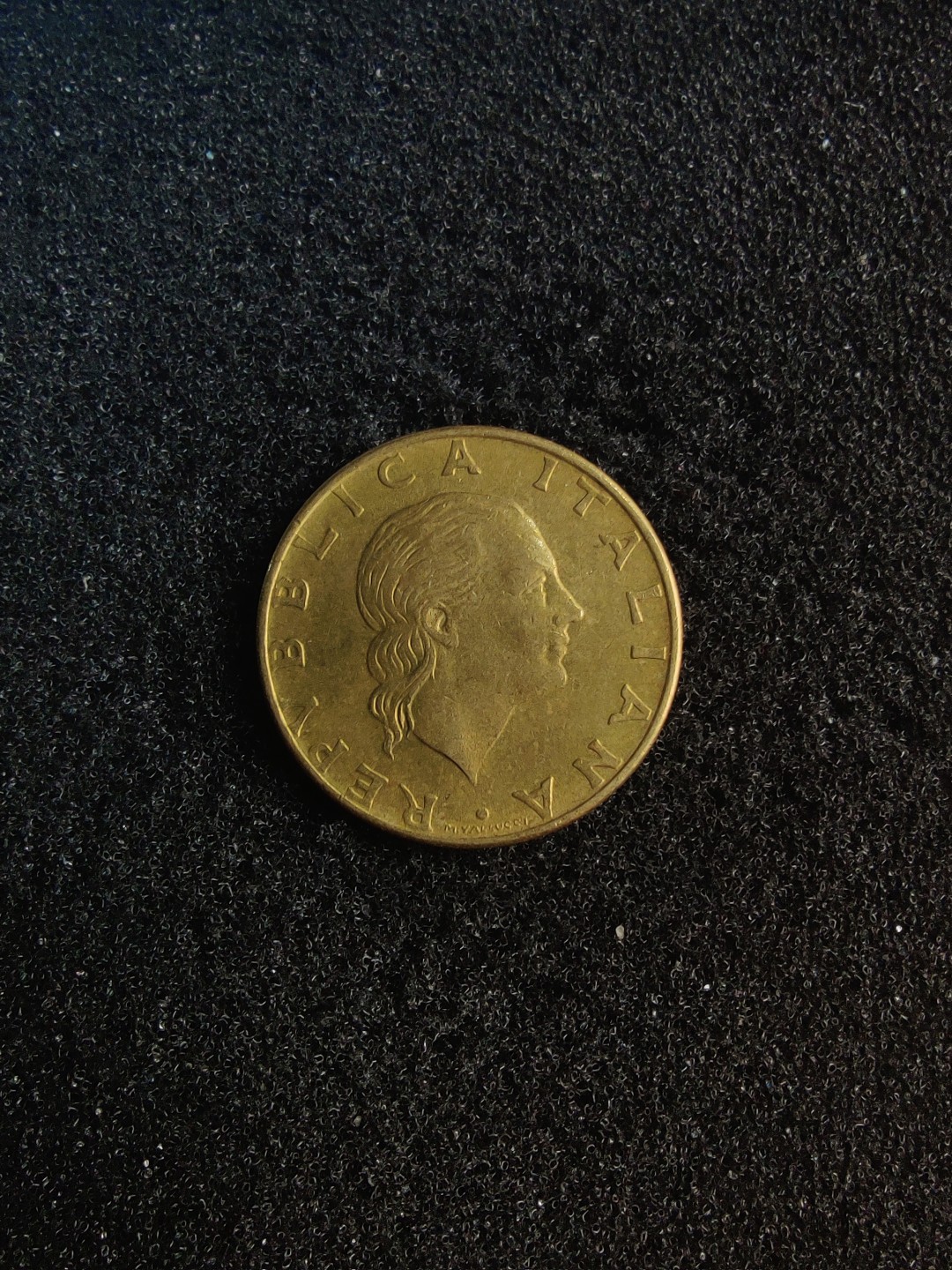 ♥一只鱼（世界钱币第五期） 意大利200里拉