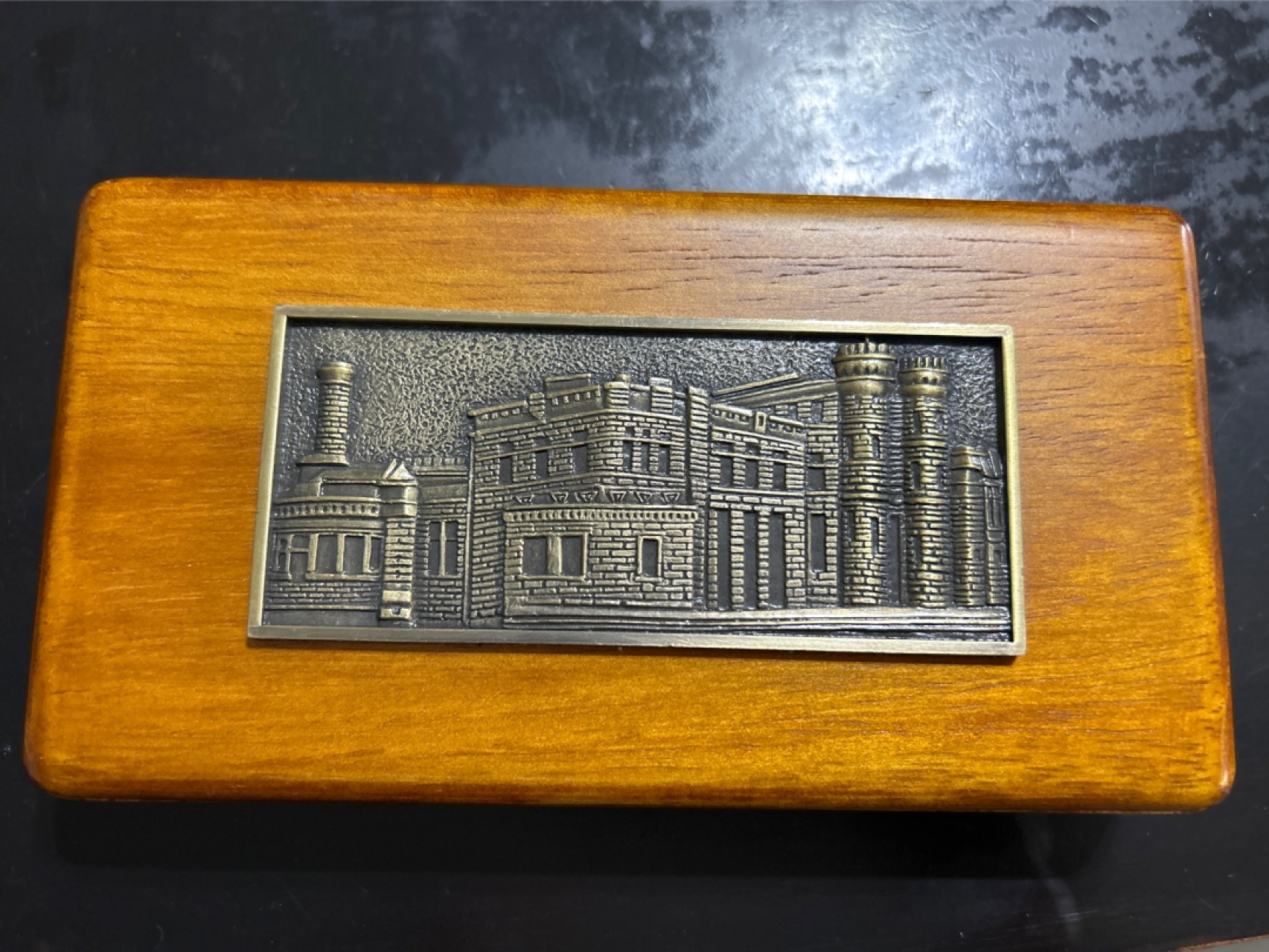 收藏联盟Quantum Auction 第201期拍卖 硬币场 2008年加拿大 皇家加拿大造币厂百年 银币和邮票套装 精制木盒