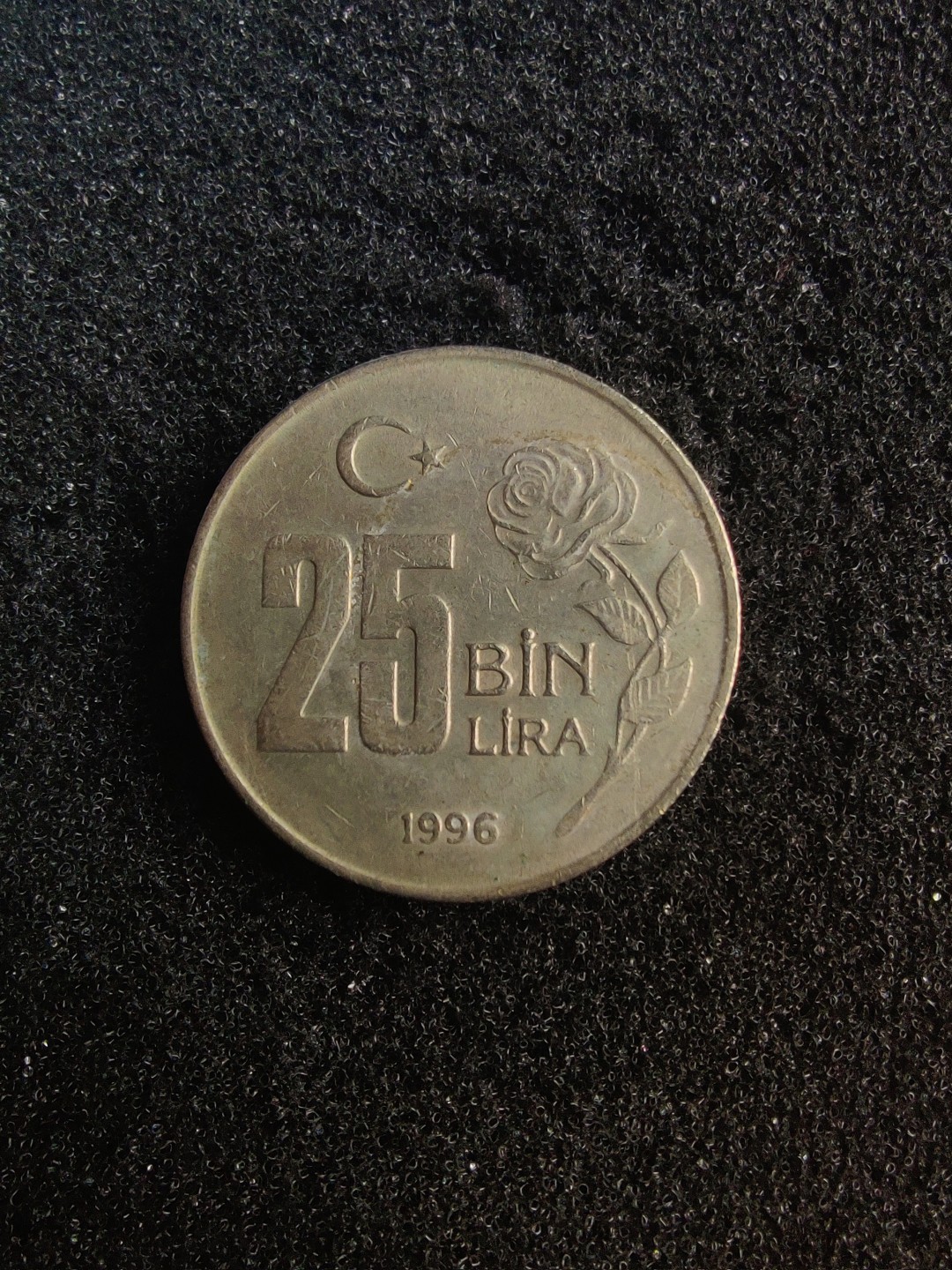 ♥一只鱼（世界钱币第五期） 土耳其25000里拉