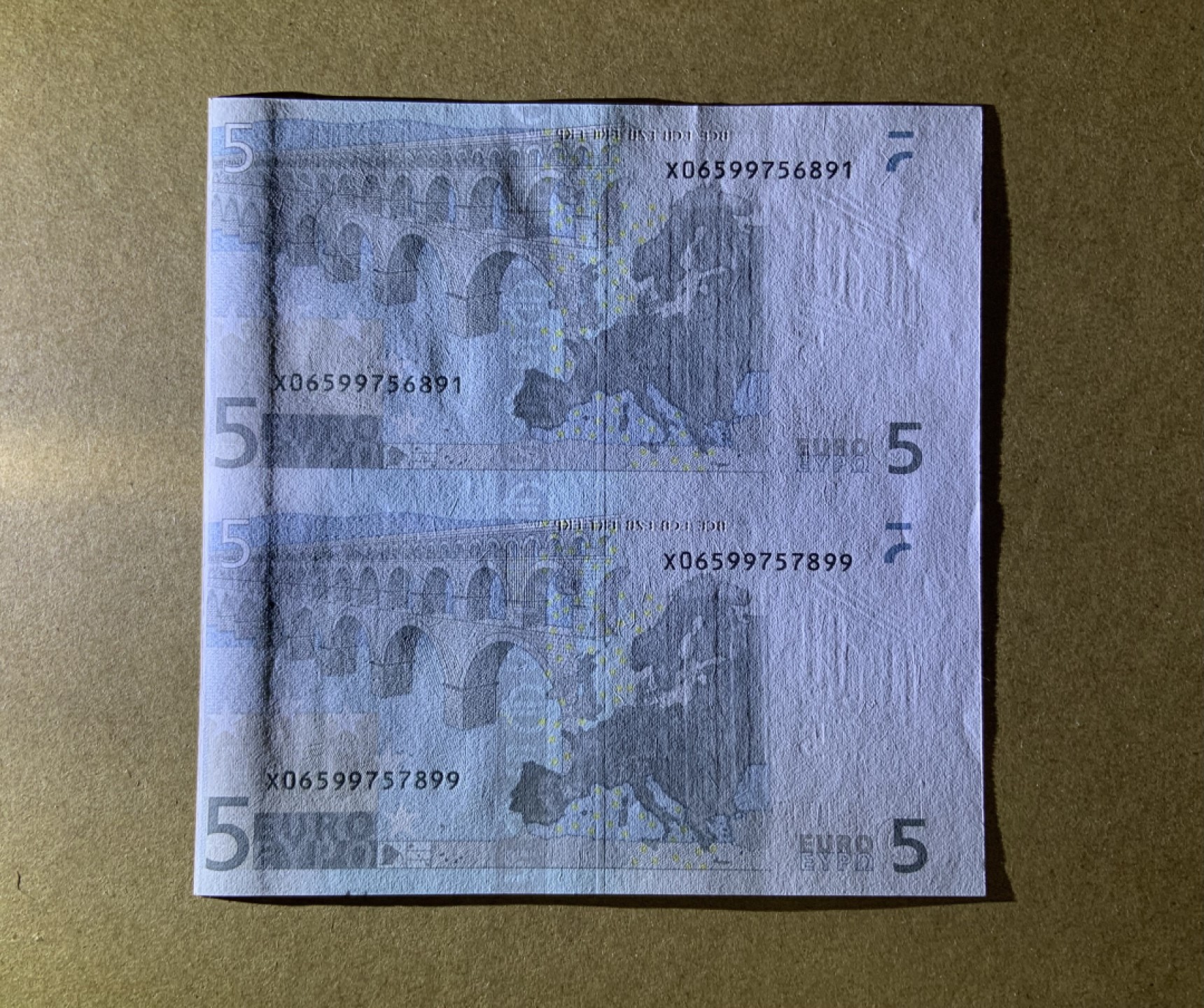 收藏联盟Quantum Auction 第199期拍卖  欧盟/德国2002年5欧元2连体 品相全新UNC 稀少第一签