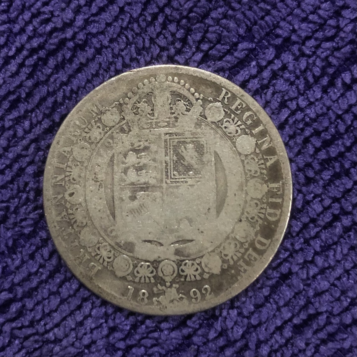 【保诚微拍】第36期  古今中外币章（部分评级）14号晚上七点半自动开拍！！！ 英国 维多利亚女王 1892年 高冠头像 半克朗 银币 （14克 0.925银）