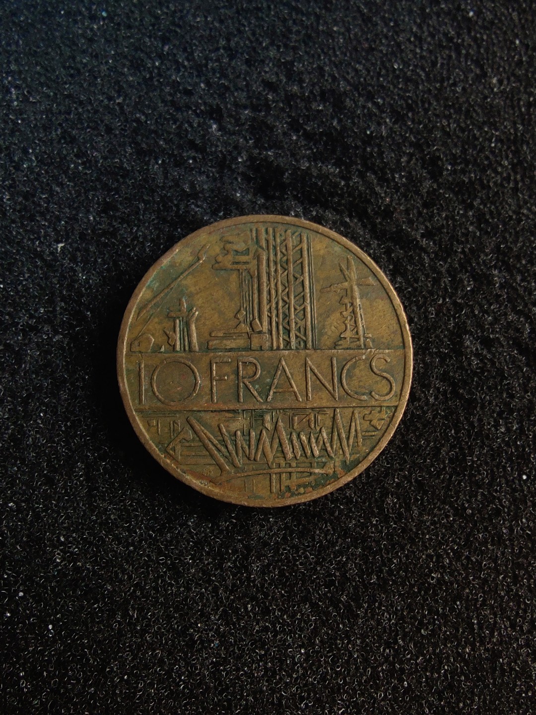 ♥一只鱼（世界钱币第五期） 法国10法郎