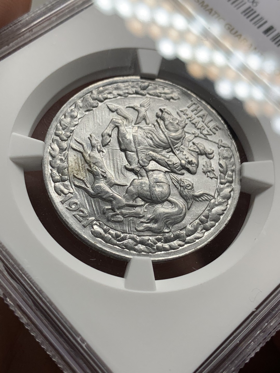 《竞宝斋》第106场-周日，周一 2场连拍（全场包邮） NGC MS66亚军！ 德紧珍藏级尖货 1921年塔勒3马克猎人大铝币，绝美设计传世精品，难得的珍藏良机！