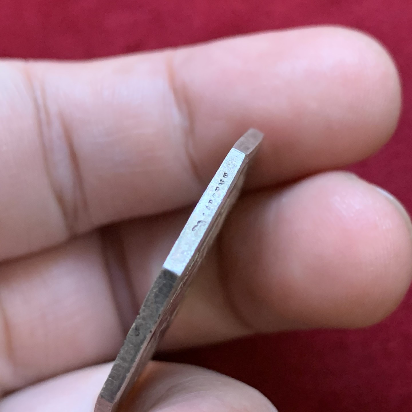 《竞宝斋》第106场-周日，周一 2场连拍（全场包邮） 法国 拉罗谢尔区 公证人 八角银质代币 14.4克 对角33.8mm 丰饶角 银标