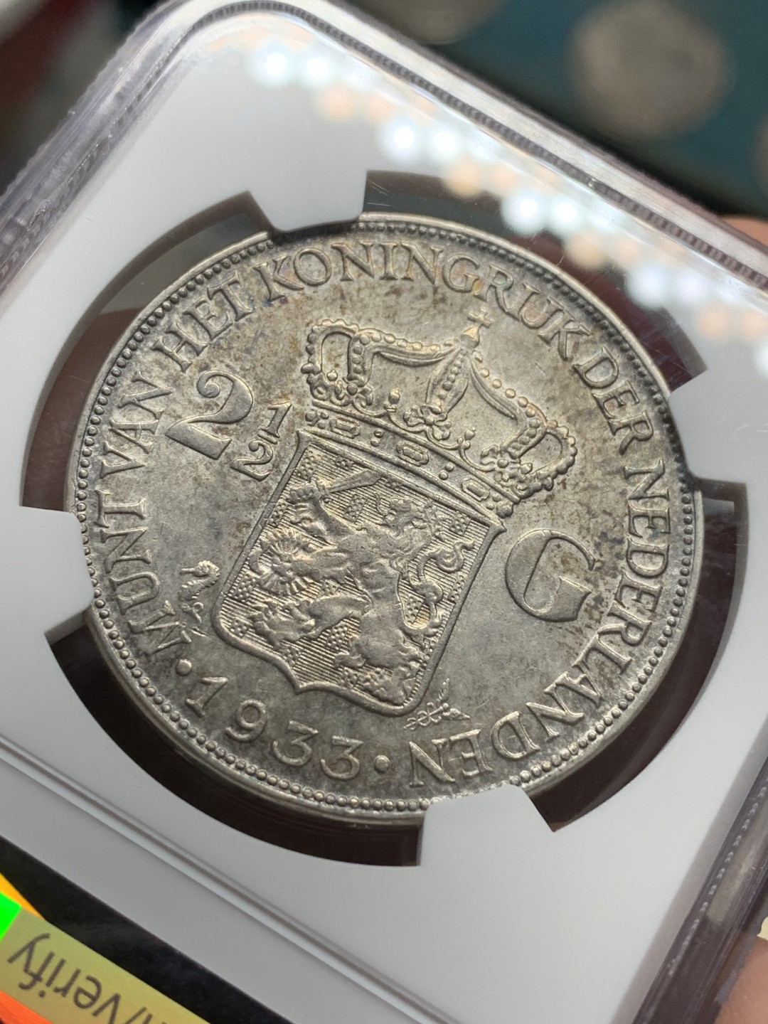 《竞宝斋》第106场-周日，周一 2场连拍（全场包邮） NGC-AU58 荷兰 1933年 深发版 2.5盾 威廉明娜女王大银币 底板良好 高点具在 光泽可见