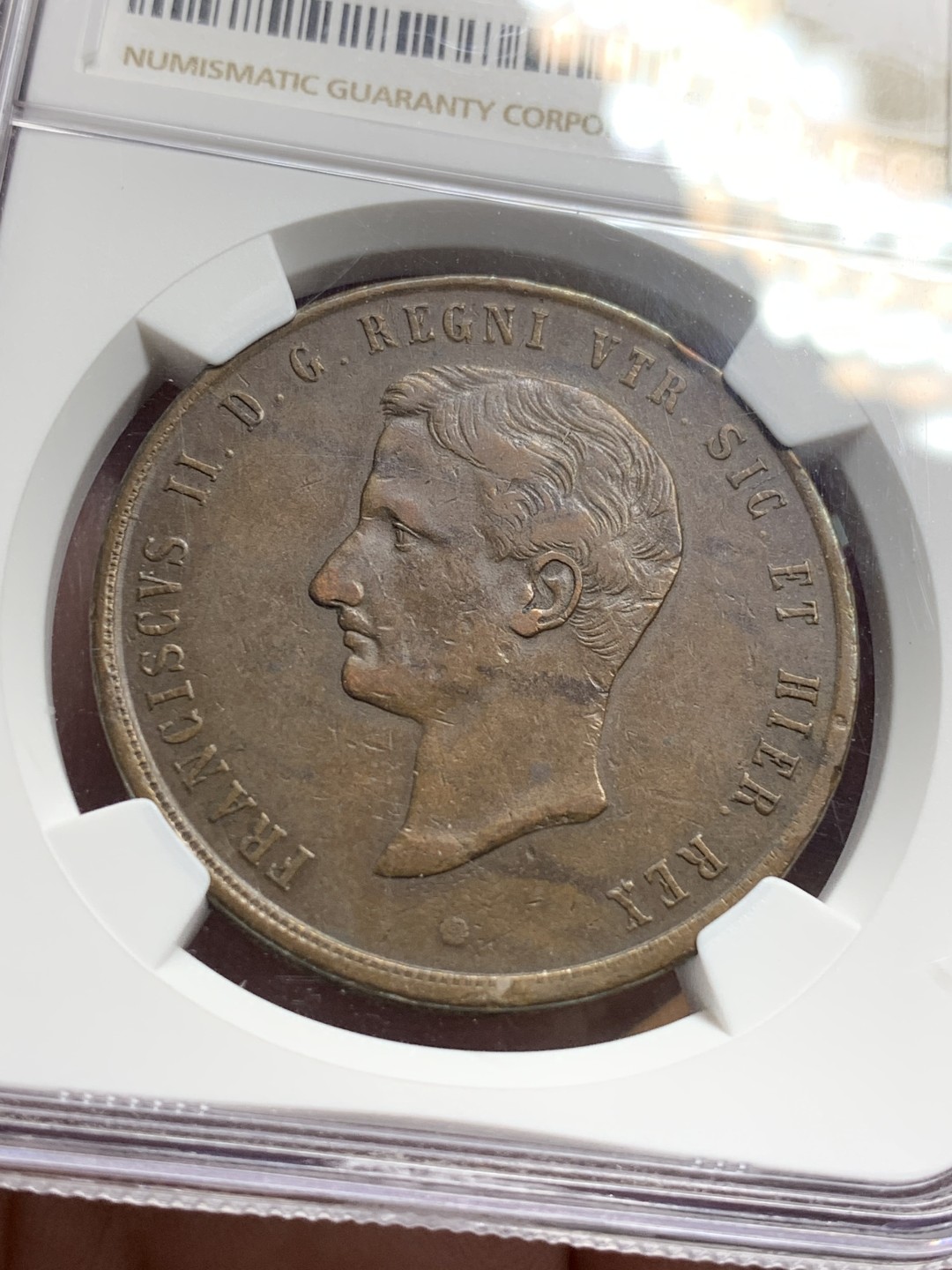 《竞宝斋》第106场-周日，周一 2场连拍（全场包邮） NGC-XF45 意大利那不勒斯1859年10托 少见弗朗西斯二世单年版 31.18g大铜 齿边压印向左 少见品种