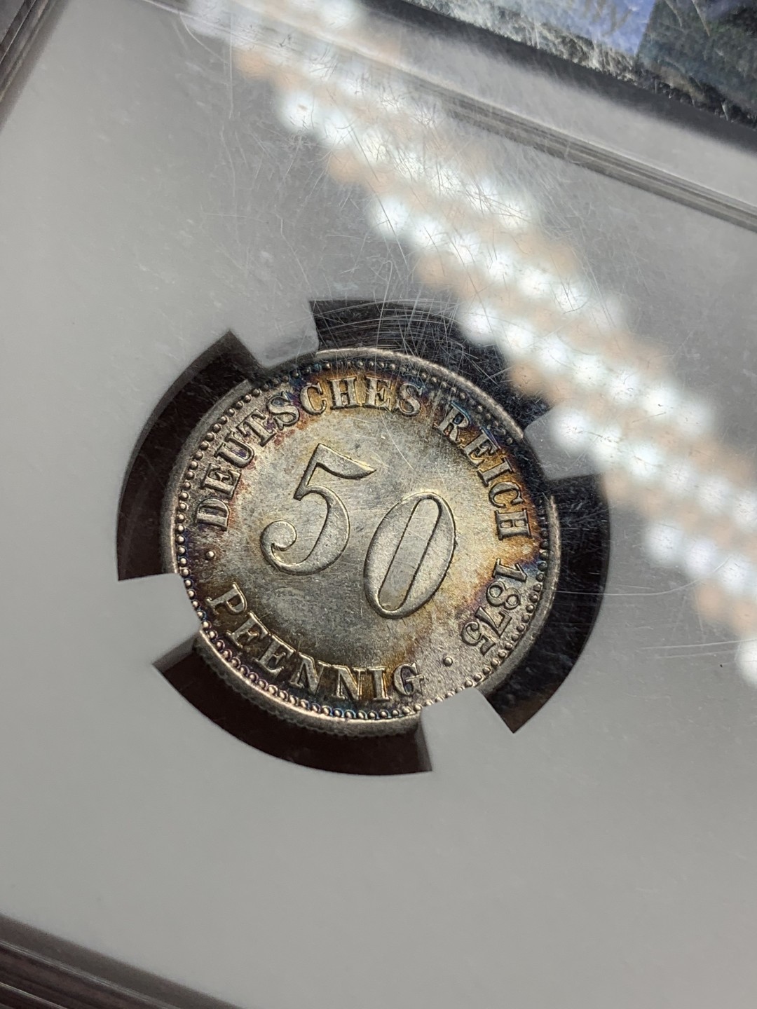 《竞宝斋》第106场-周日，周一 2场连拍（全场包邮） NGC-MS62 德国1875G短翅50芬尼银币 完美原光幻彩包浆 太漂亮