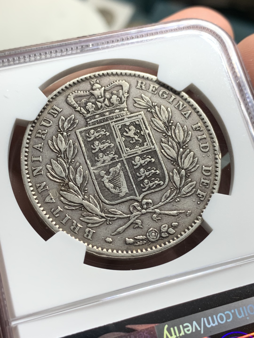 《竞宝斋》第106场-周日，周一 2场连拍（全场包邮） NGC-XF45 英国1845年 年轻头像维多利亚女王 1克朗大银币 少见版式