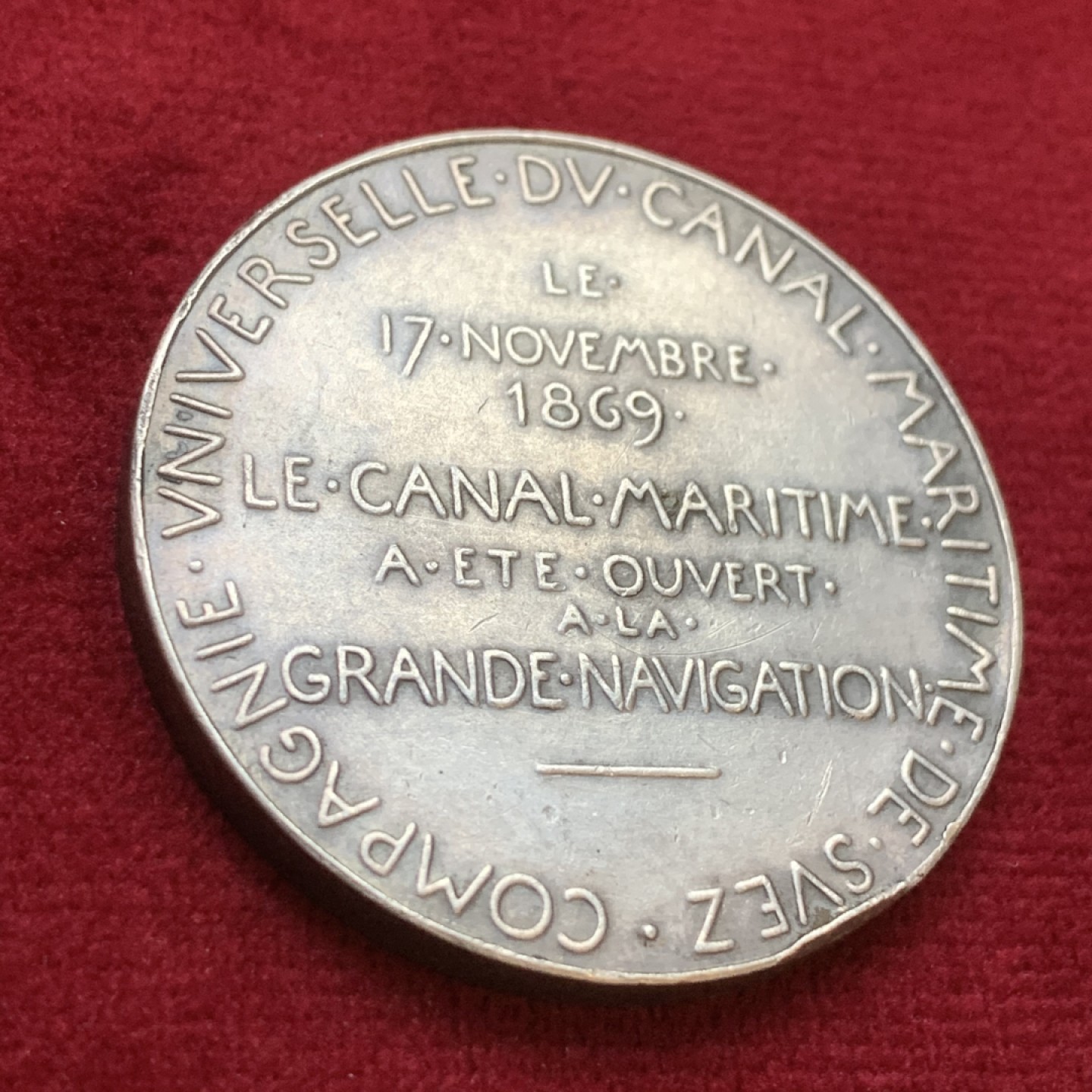 《竞宝斋》第106场-周日，周一 2场连拍（全场包邮） 法国1869年苏伊士运河开通纪念少见加厚版大银章罗蒂作品 48克加厚版本，常见为40克版本，43mm，丰饶角Aregnt边铭