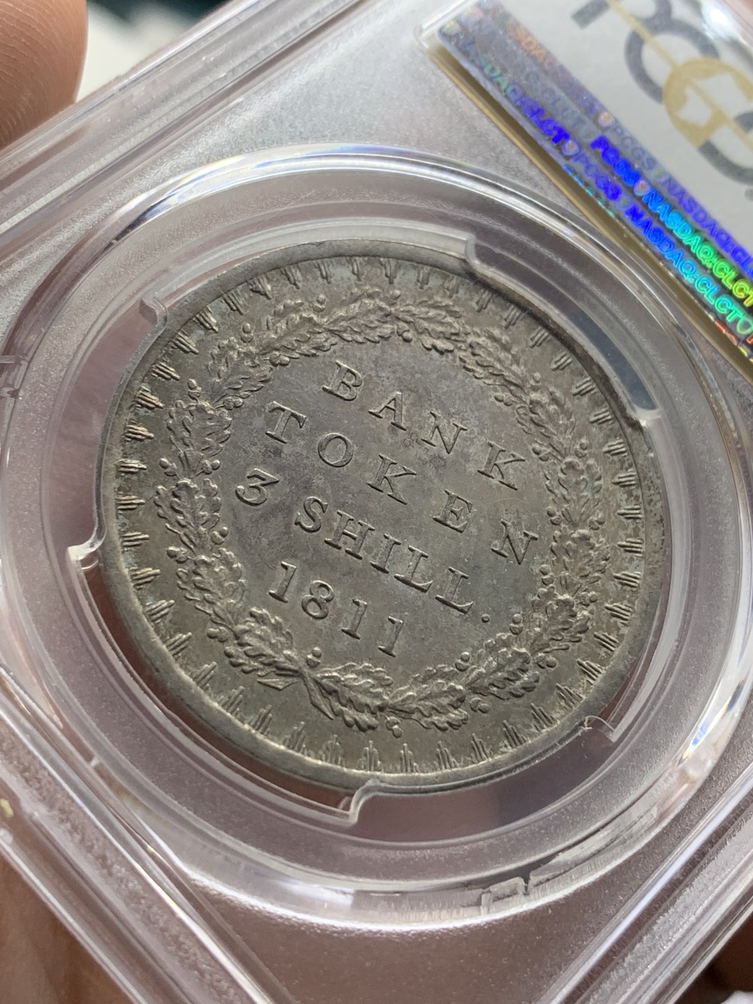 《竞宝斋》第106场-周日，周一 2场连拍（全场包邮） PCGS MS64 英格兰银行 1811年 双面深五彩 乔三大头 3先令银币 极少品种 书价高 高分难得