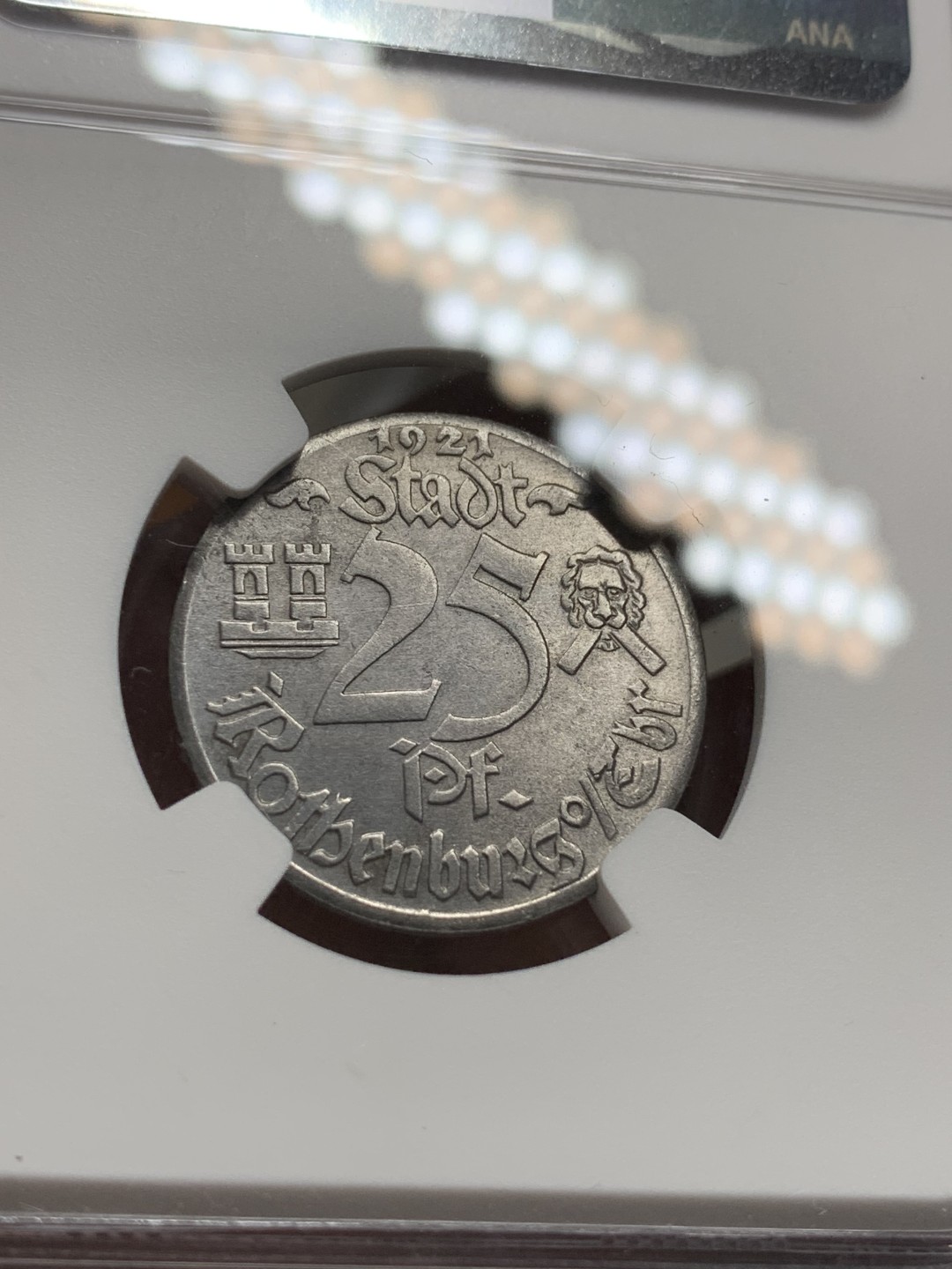 《竞宝斋》第106场-周日，周一 2场连拍（全场包邮） NGC MS63 德国 德紧1921 罗滕堡 25芬妮 少见品种带景观