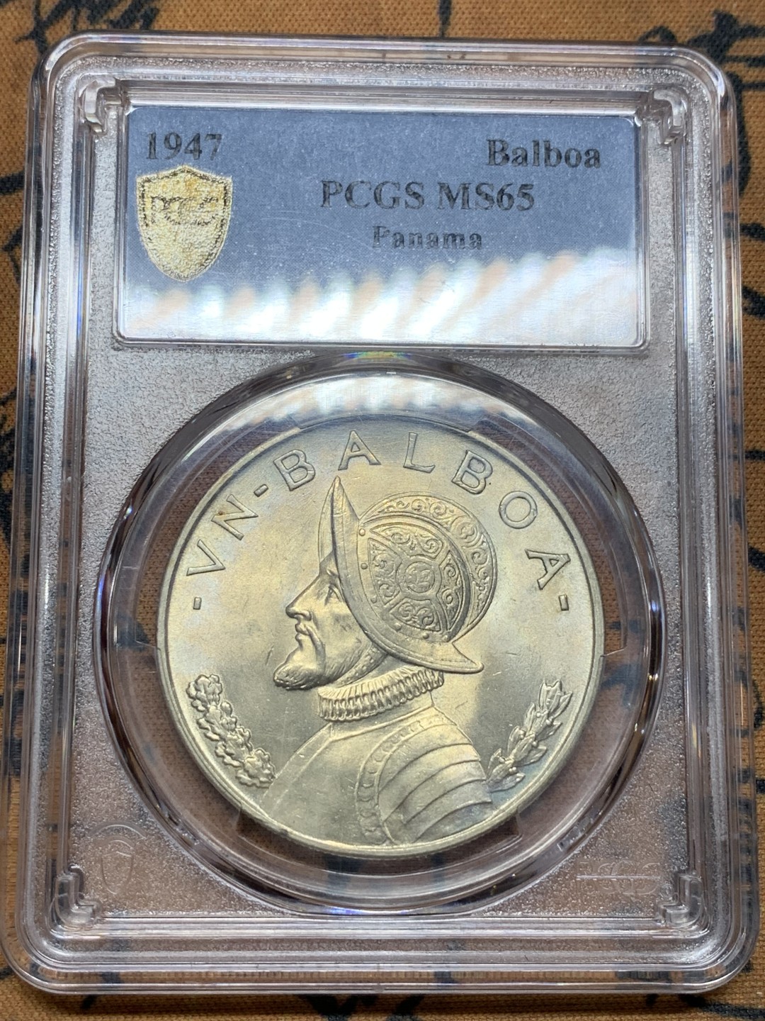 《竞宝斋》第106场-周日，周一 2场连拍（全场包邮） PCGS-MS65 巴拿马 1947年 1巴波亚武士、胜利女神银币 镜面地板 状态极好
