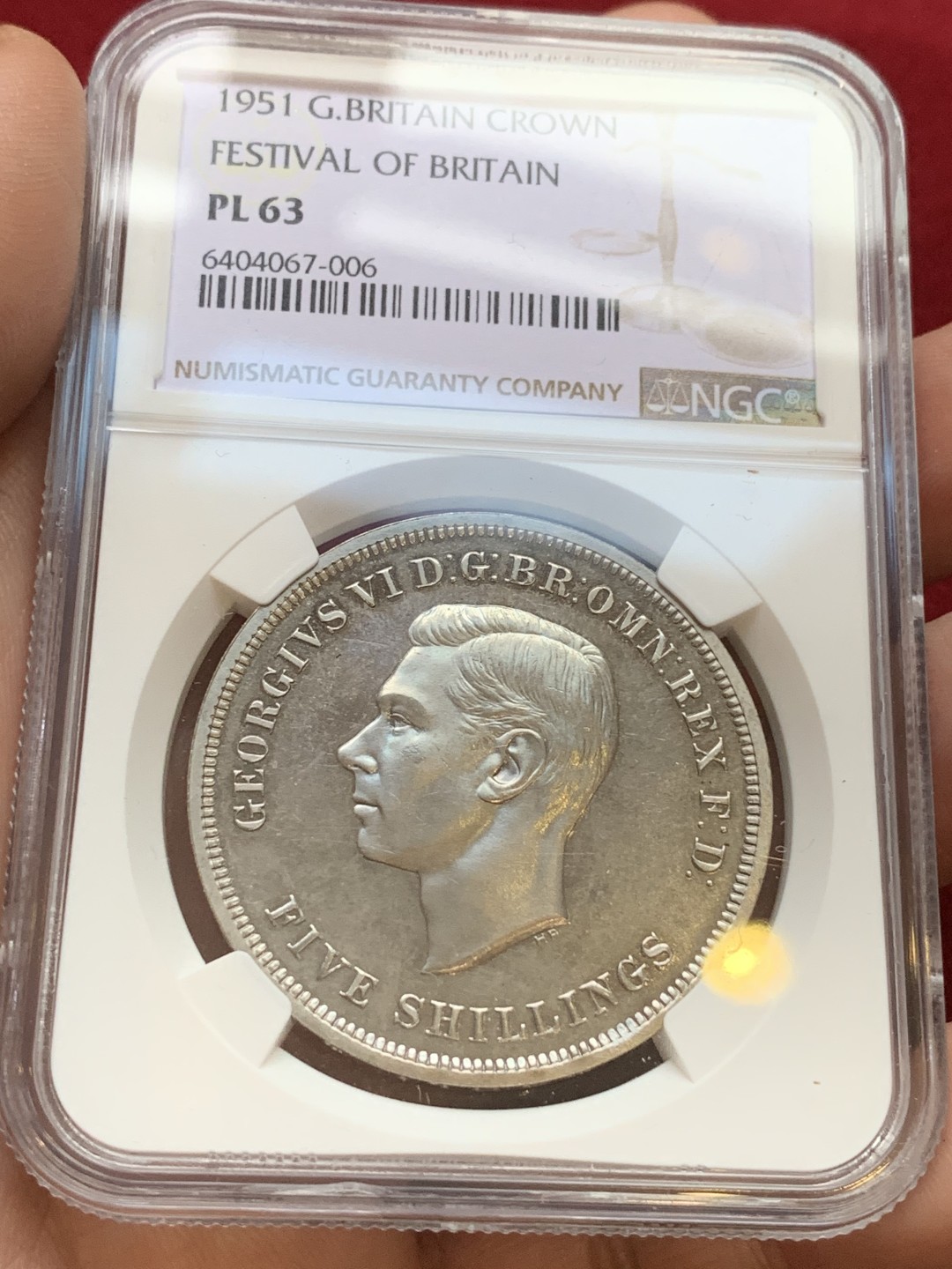 《竞宝斋》第106场-周日，周一 2场连拍（全场包邮） NGC-PL63 英国1951年镍马剑克朗，英国唯一的镍制马剑克朗，带原盒证书一起，很有纪念意义