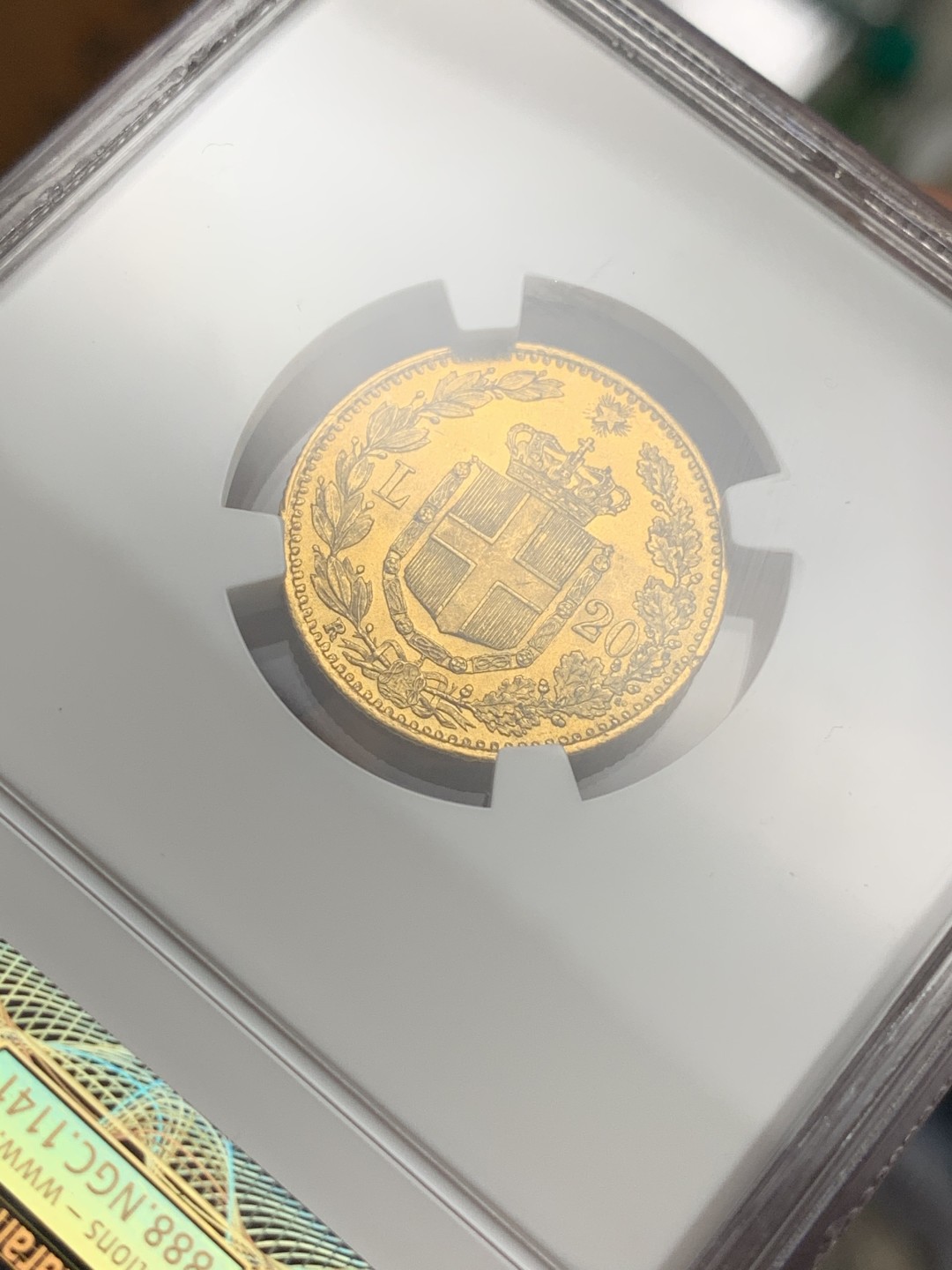 《竞宝斋》第106场-周日，周一 2场连拍（全场包邮） NGC MS63 意大利 1881年 翁贝托一世 20里拉金币 6.45克 状态好