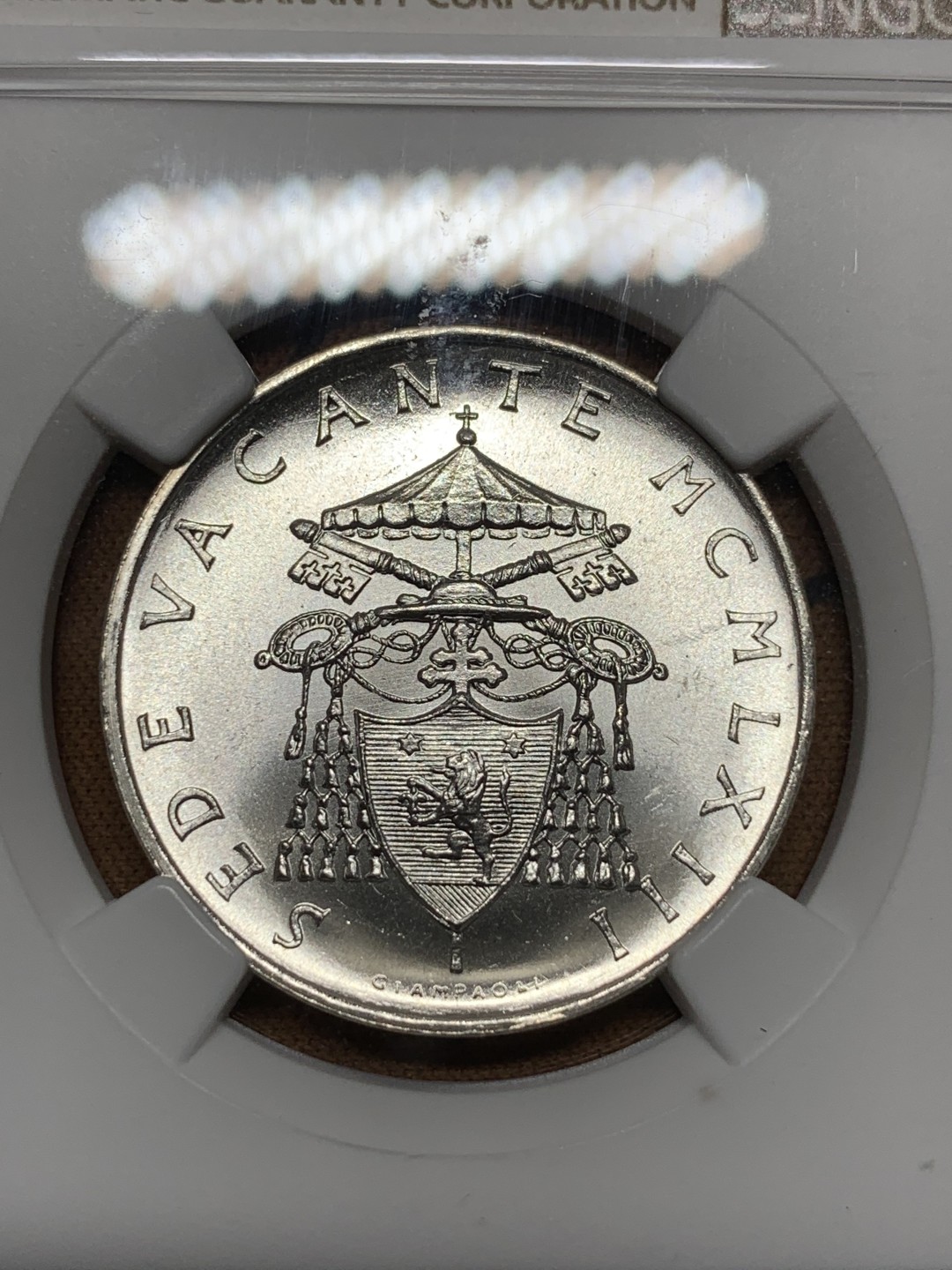 《竞宝斋》第106场-周日，周一 2场连拍（全场包邮） NGC MS64 梵蒂冈1963年缺位500里拉银币