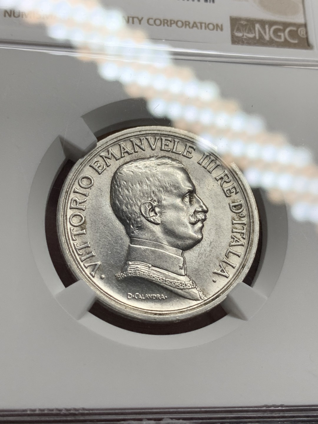 《竞宝斋》第106场-周日，周一 2场连拍（全场包邮） NGC AU58 意大利 1915年 马车2里拉银币 细节味道都不错