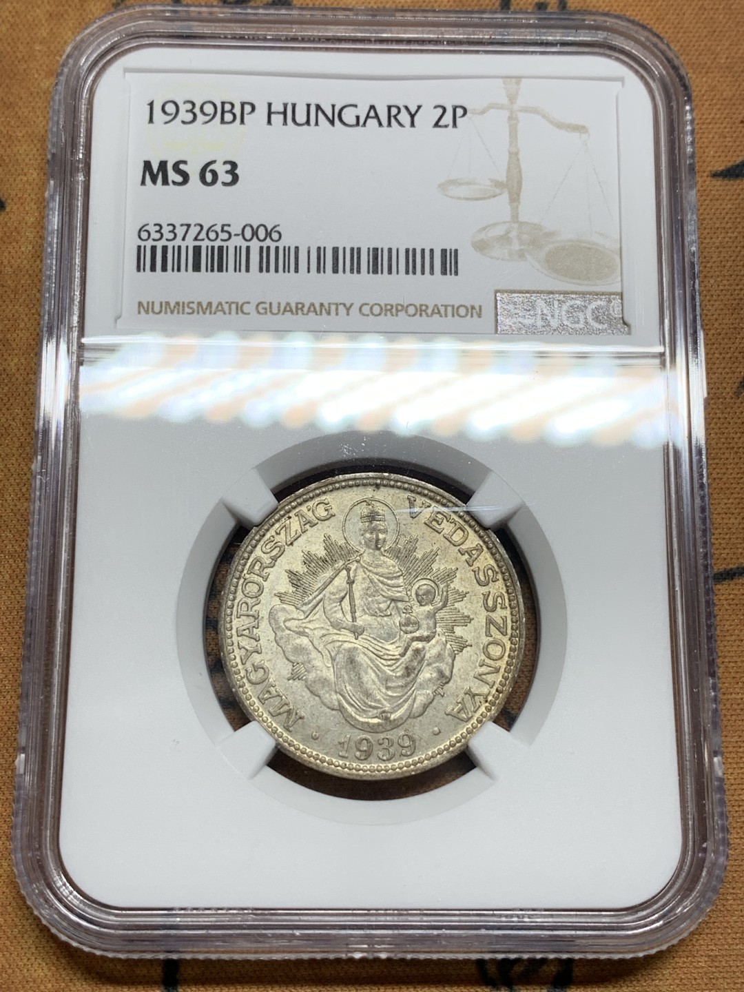 《竞宝斋》第106场-周日，周一 2场连拍（全场包邮） NGC-MS63 匈牙利1939年 圣母抱婴 2潘果银币 原光好品