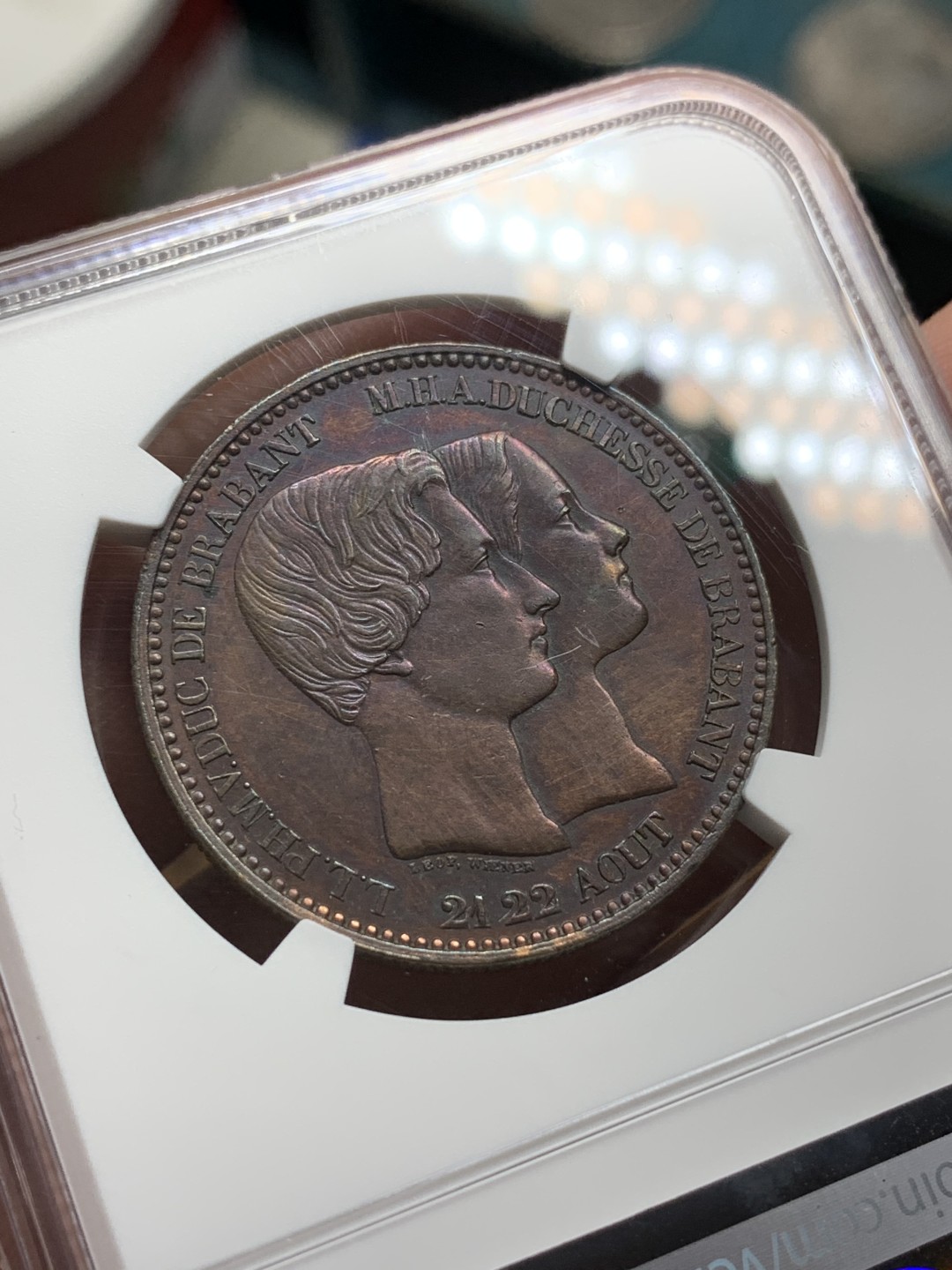 《竞宝斋》第106场-周日，周一 2场连拍（全场包邮） NGC UNC 比利时1853年王室婚礼纪念币10分大铜币，包浆好 细节不错 这个非常厚重