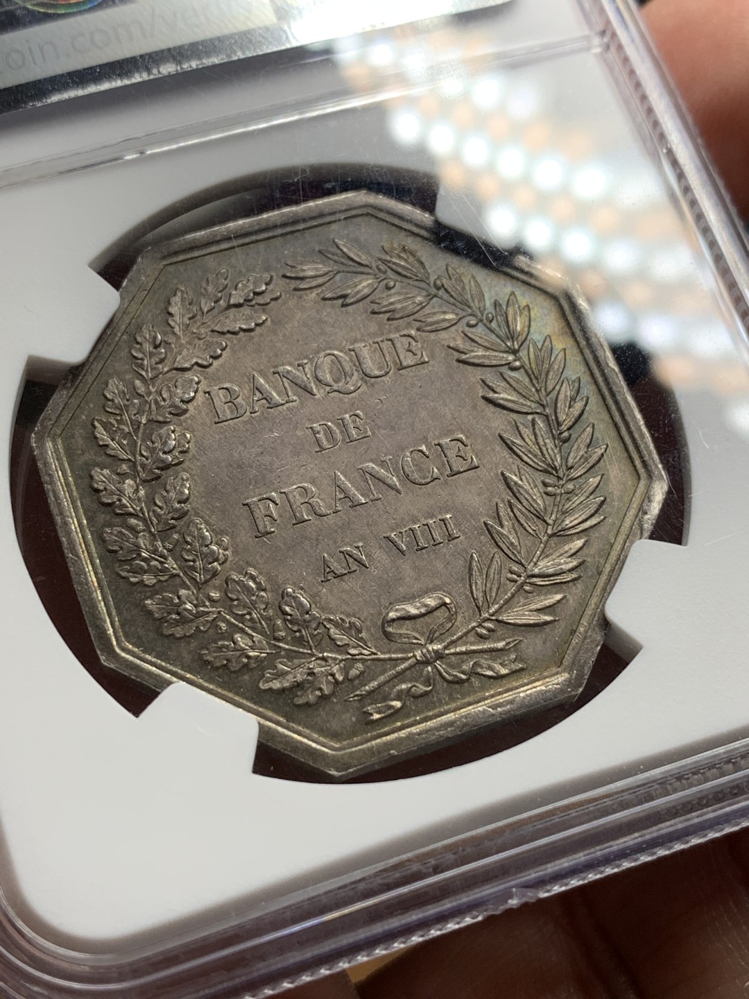 《竞宝斋》第106场-周日，周一 2场连拍（全场包邮） NGC-MS63 1800年法国法兰西银行八角代币 经典品种，五彩包浆