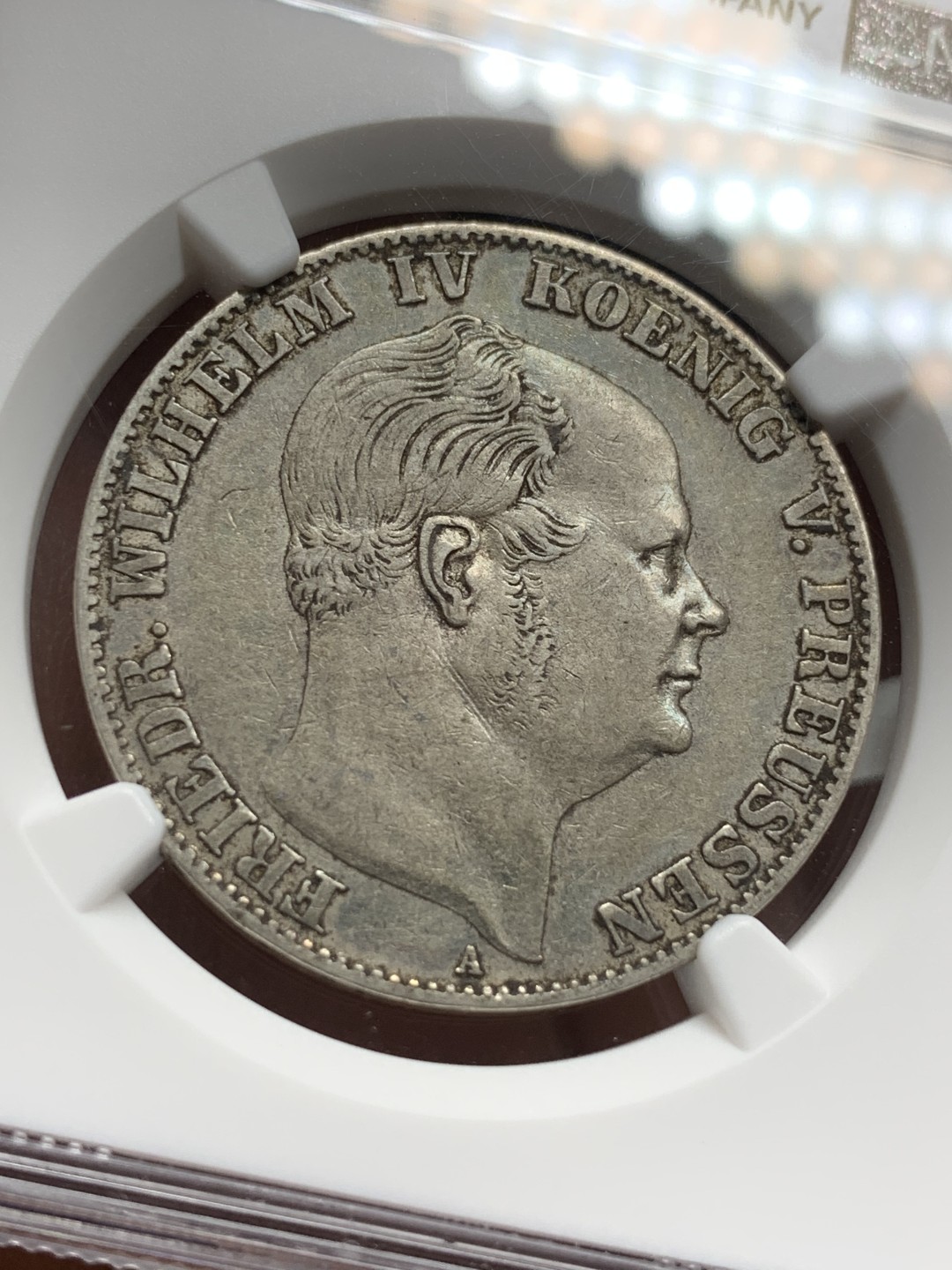 《竞宝斋》第106场-周日，周一 2场连拍（全场包邮） NGC-AU50 德国普鲁士 1860年 洋葱头1泰勒大银币 原味好品